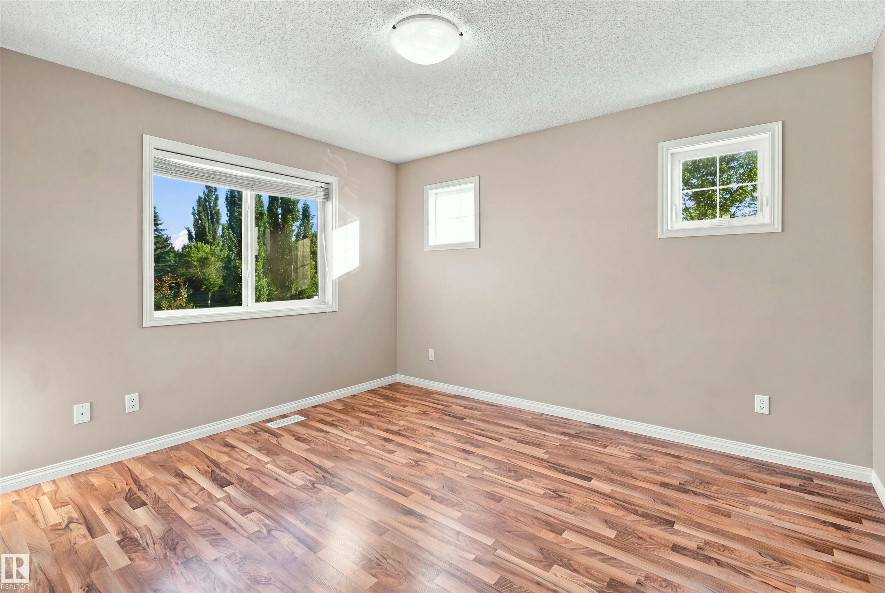 1328 80 Street, Edmonton, AB, T6X 1H4 - 18