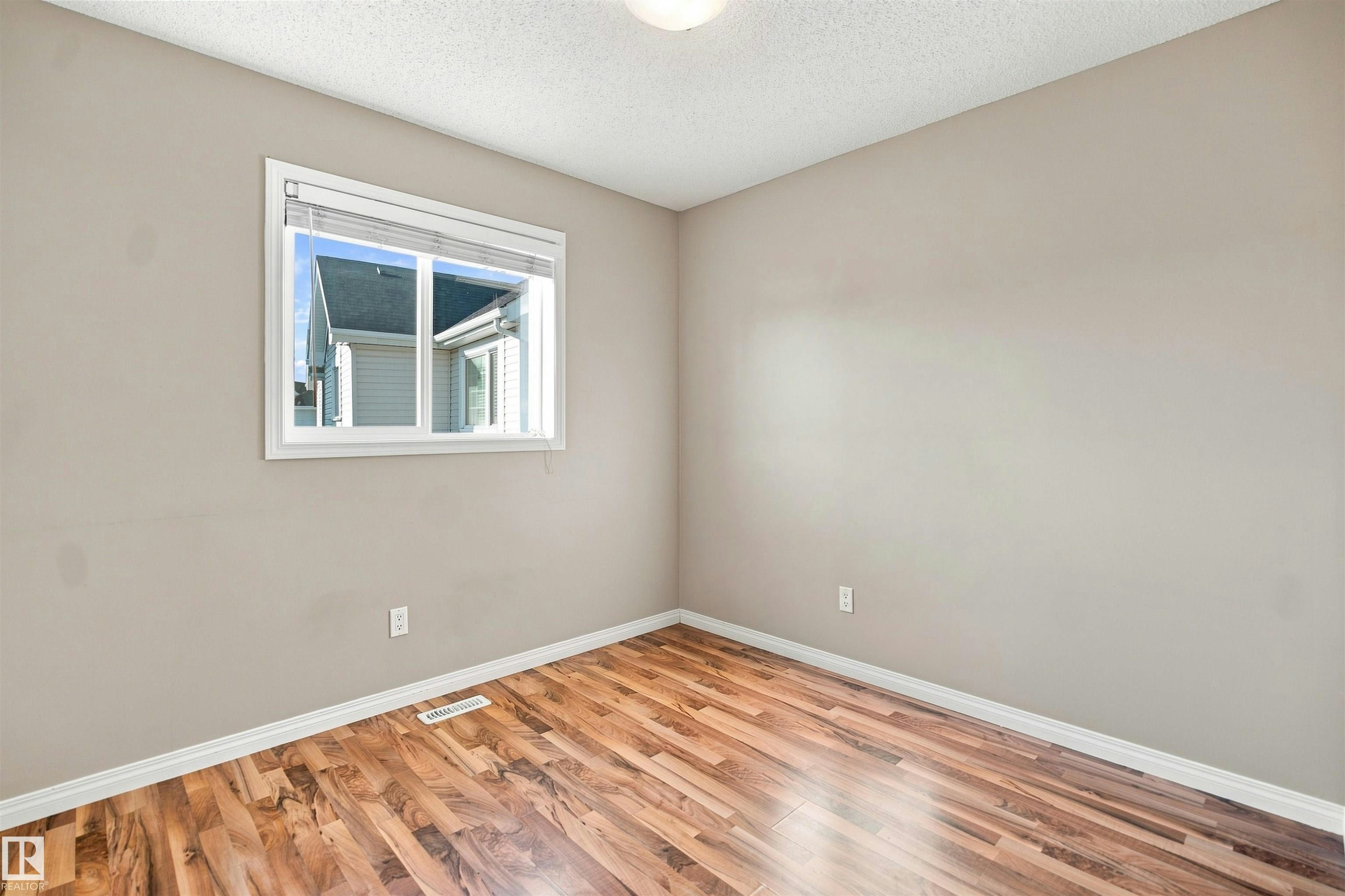 1328 80 Street, Edmonton, AB, T6X 1H4 - 13