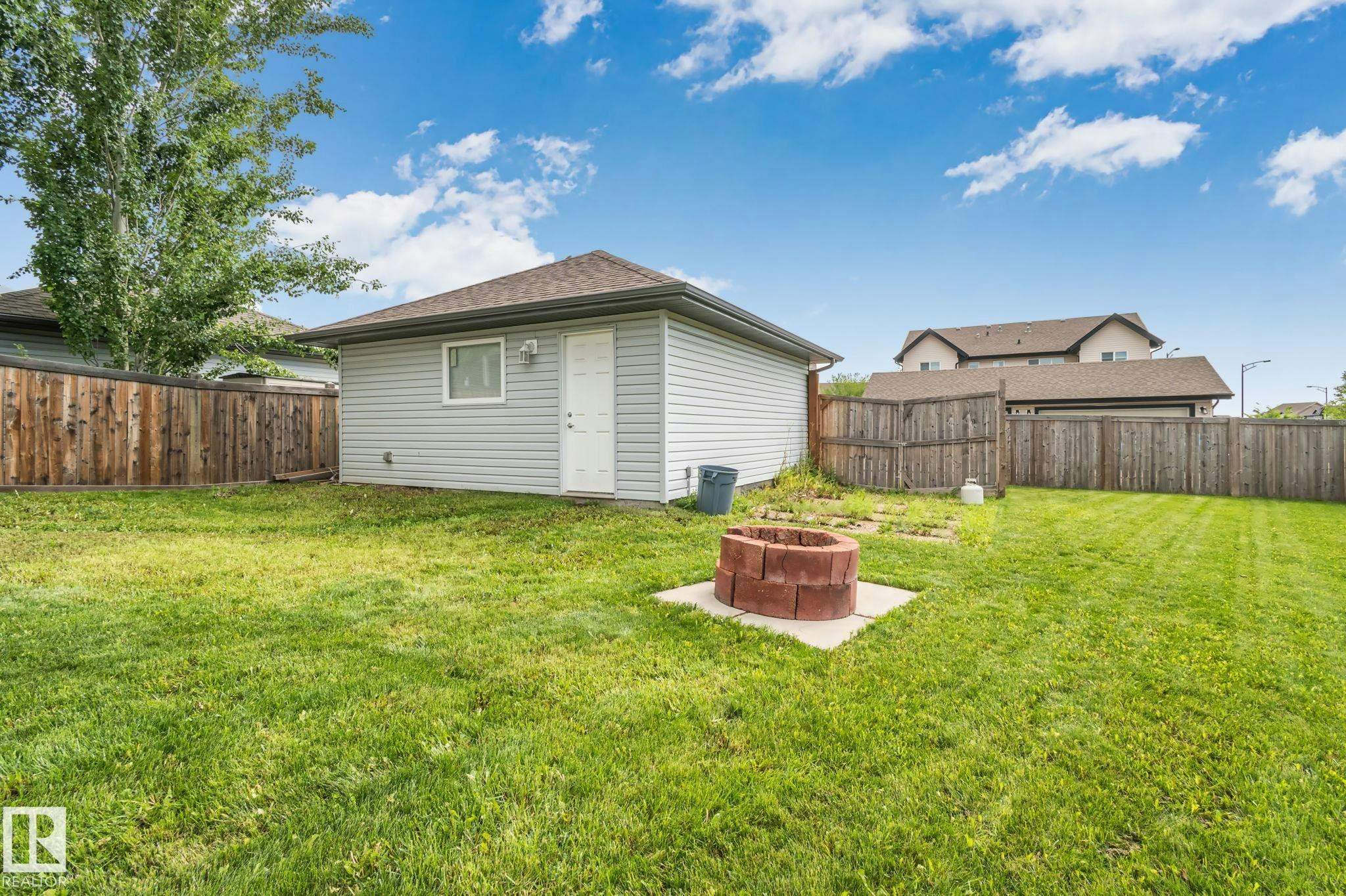 16715 40 Street, Edmonton, AB, T5Y 0X9 - 28