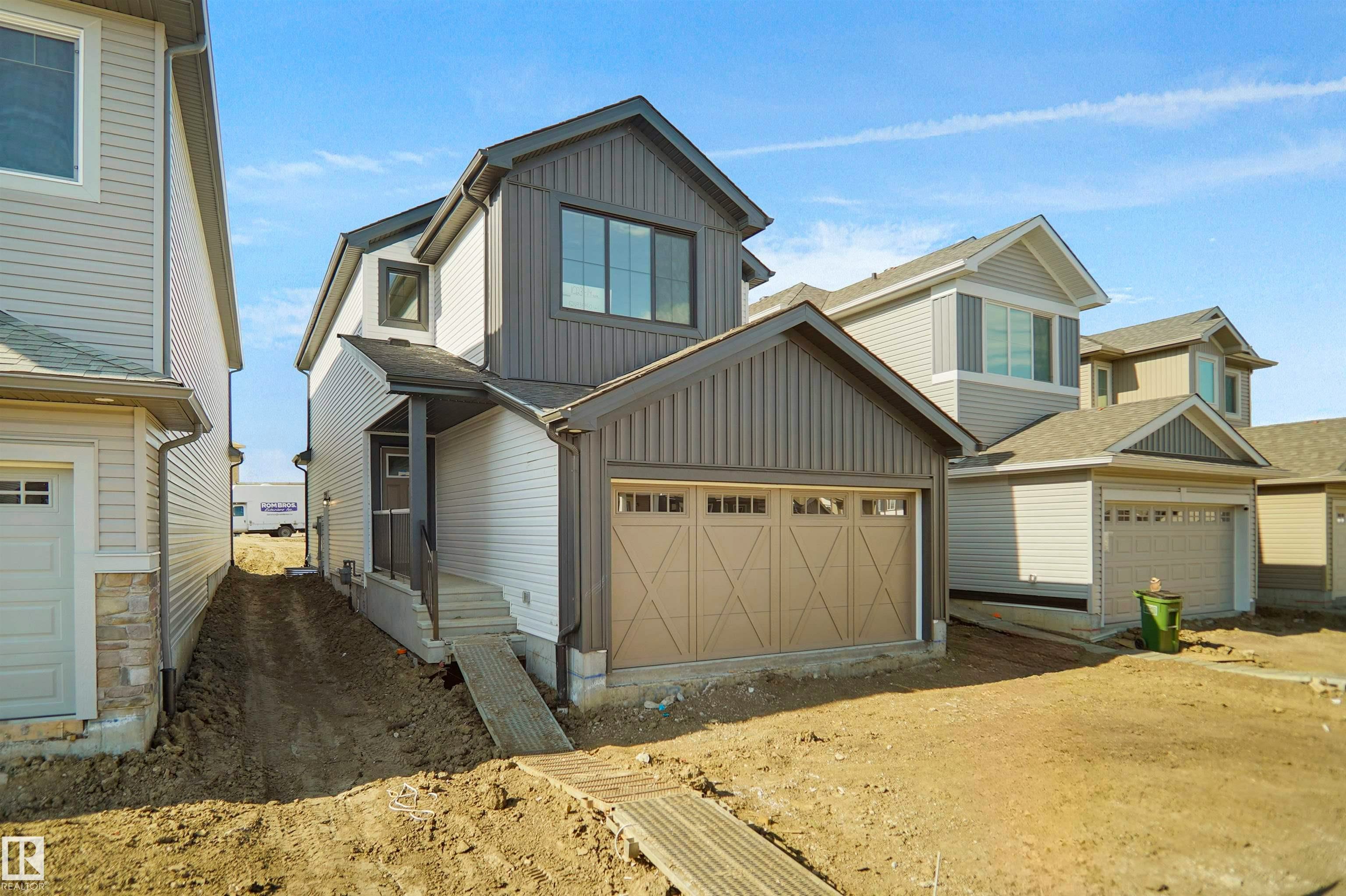 1023 14 Avenue, Edmonton, AB, T6T 2N5