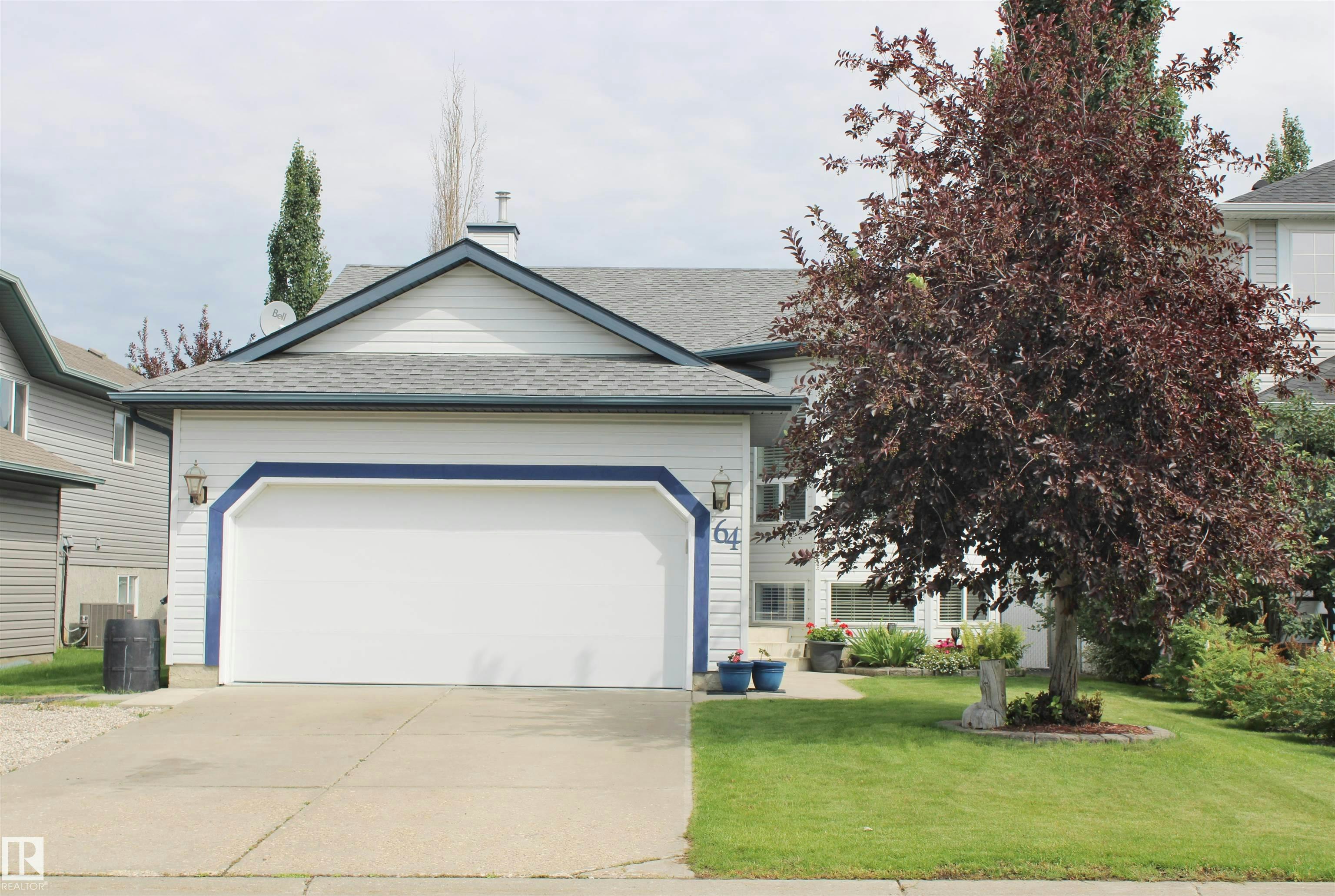 64 Creekside Way, Spruce Grove, AB, T7X 4A2