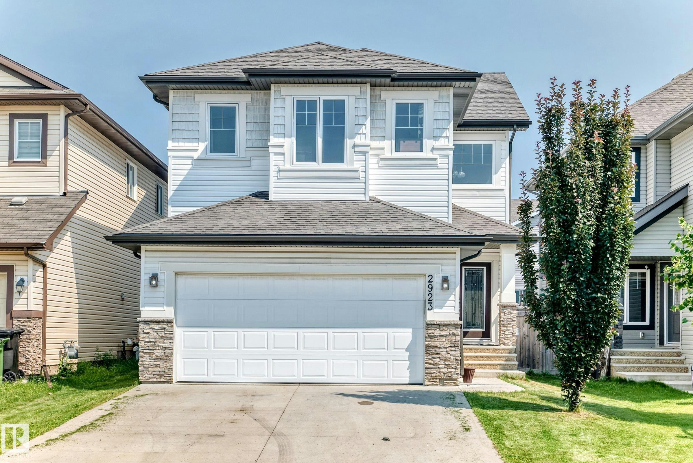 2923 16 Street NW, Edmonton, AB, T6T 0V8