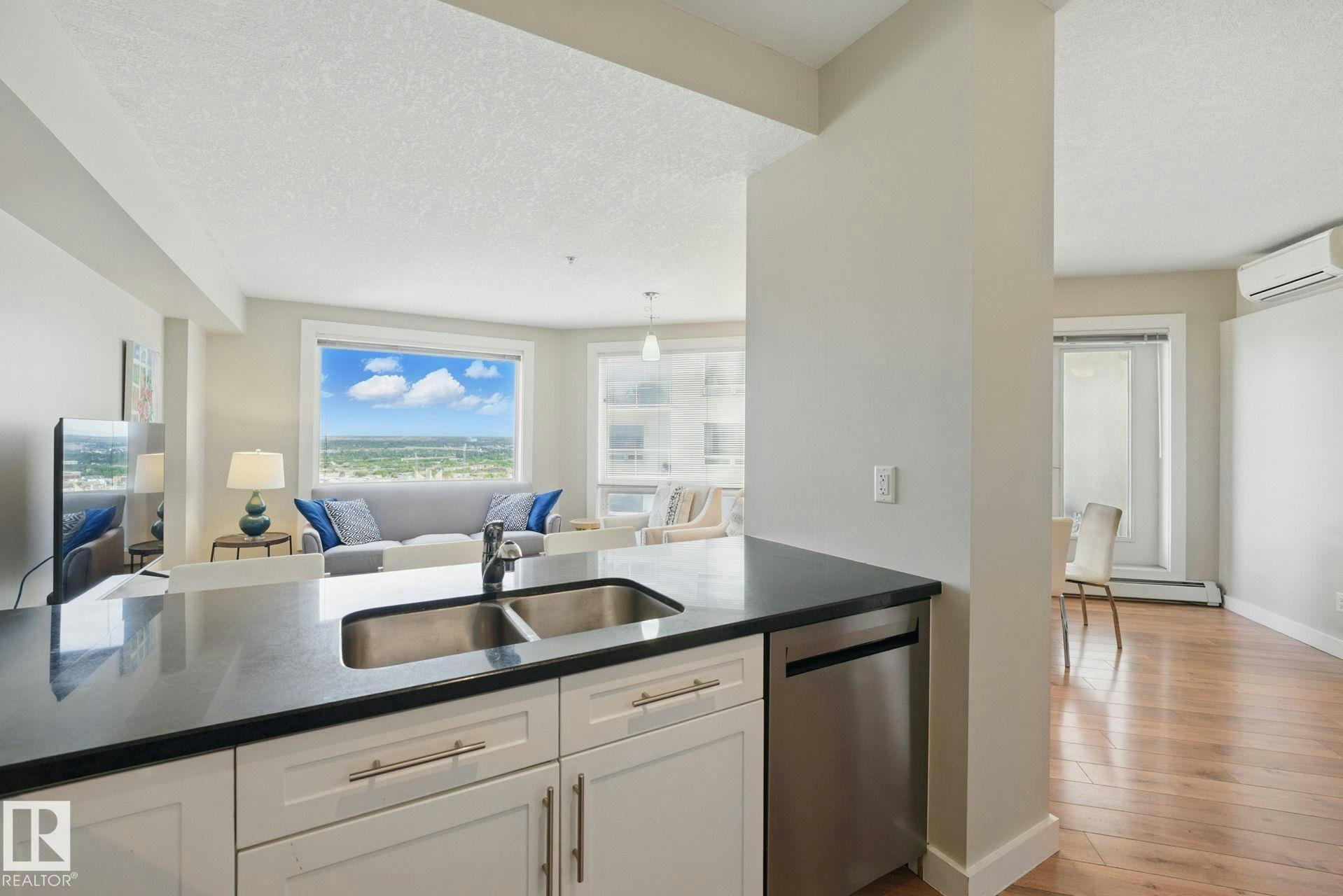 2701-10136 104 Street, Edmonton, AB, T5J 0B5 - 10
