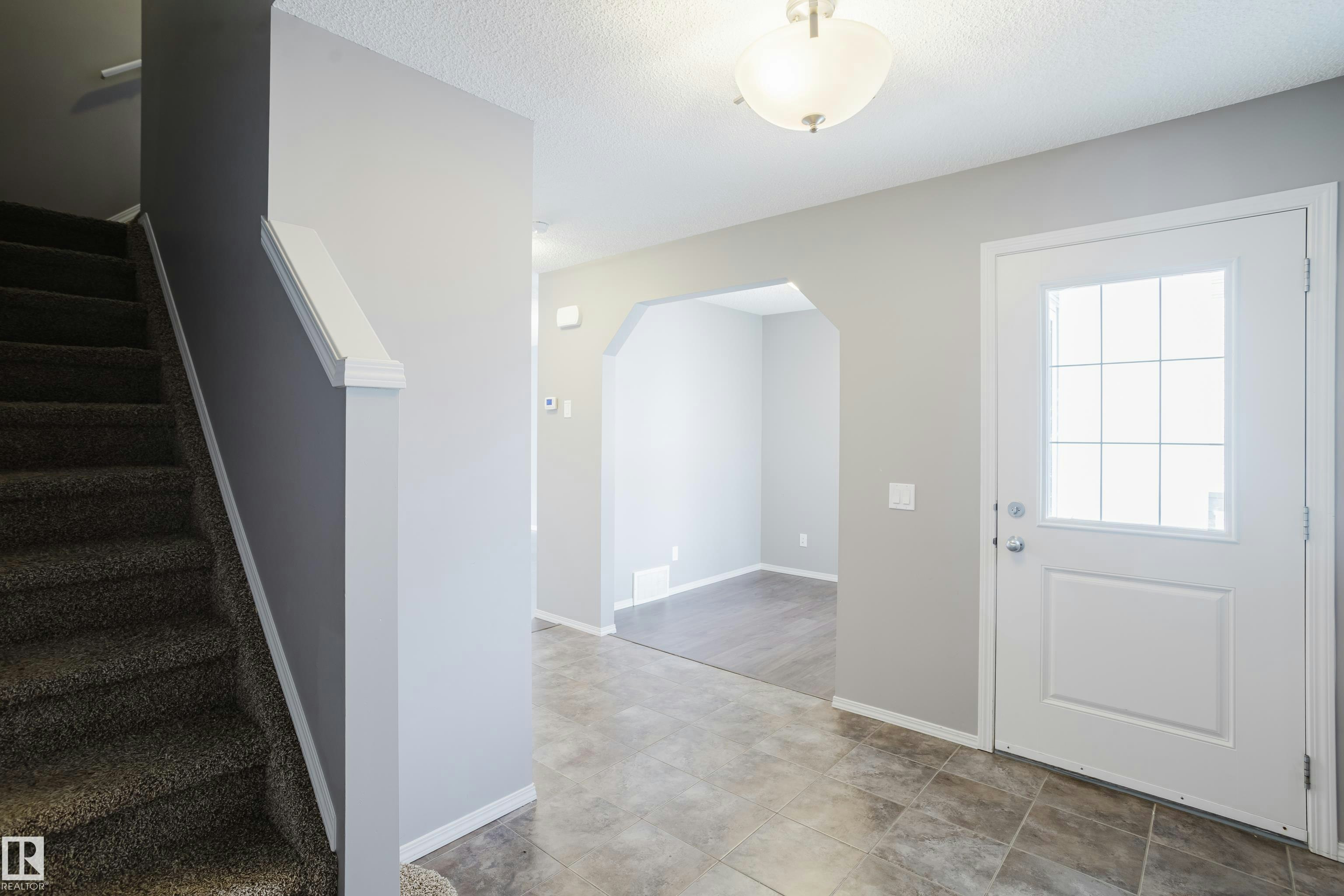 14009 164 Avenue, Edmonton, AB, T6V 0K6