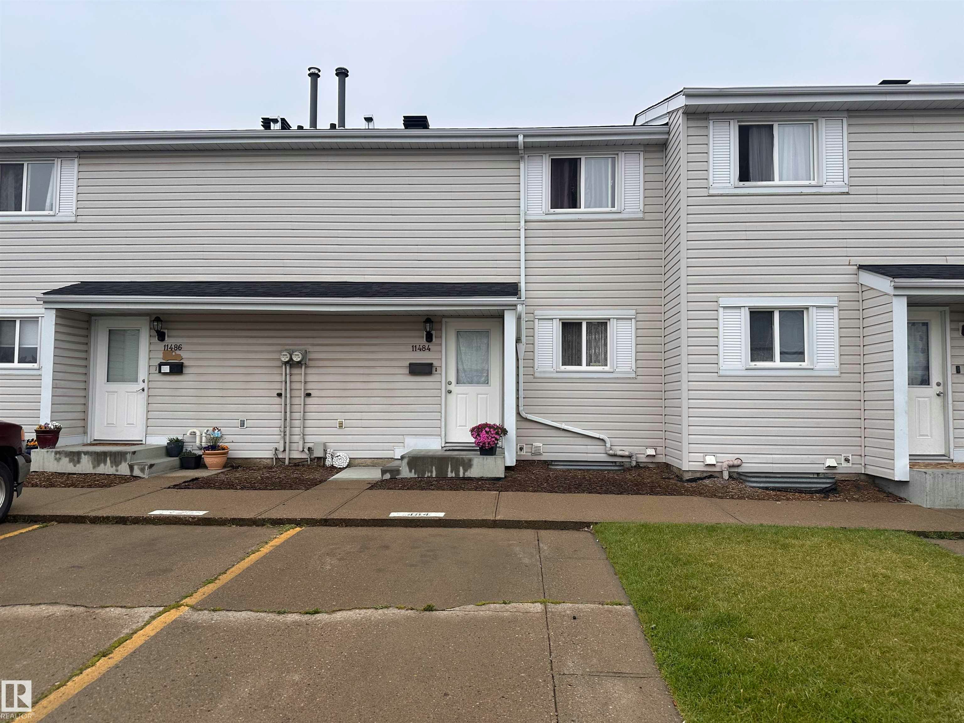 11484 139 Avenue, Edmonton, AB, T5X 3L4