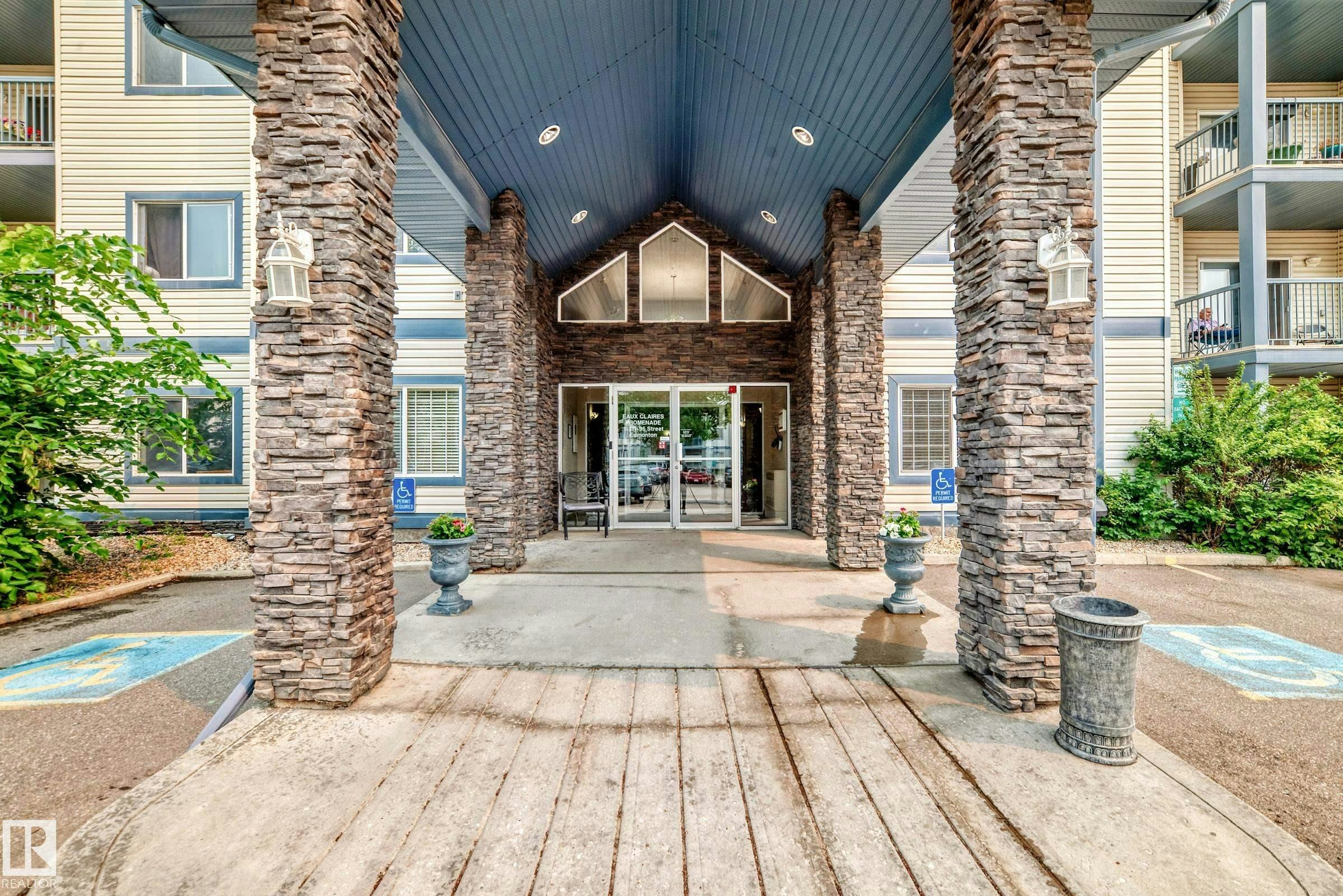 16311 95 Street, Edmonton, AB, T5Z 3Y5