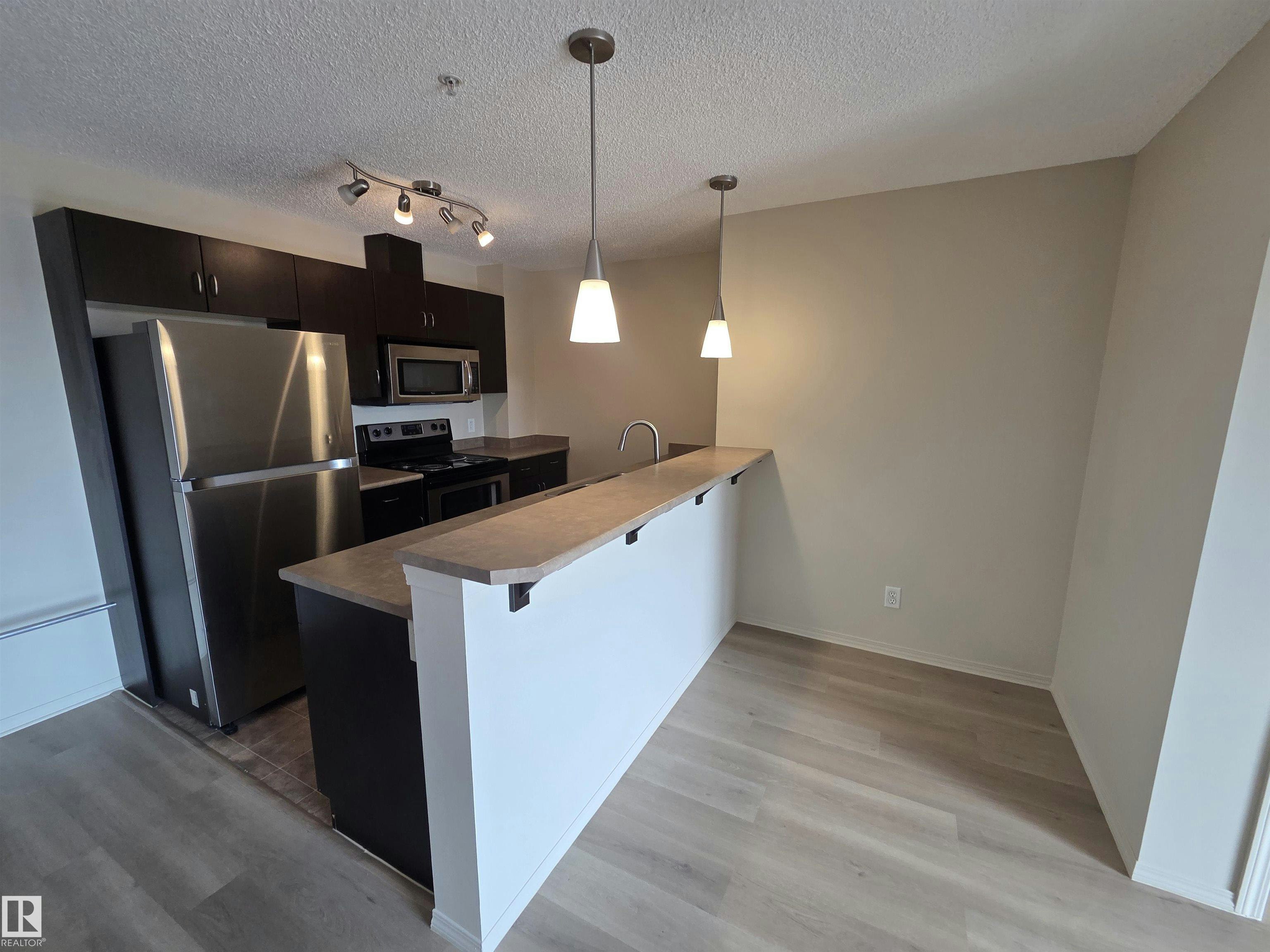 223-1180 Hyndman Road, Edmonton, AB, T5A 0P8