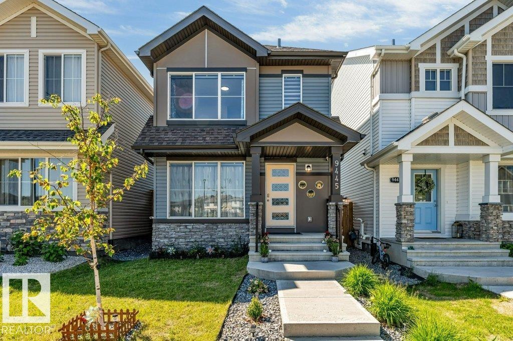 9445 Colak Lane, Edmonton, AB, T6W 5G7