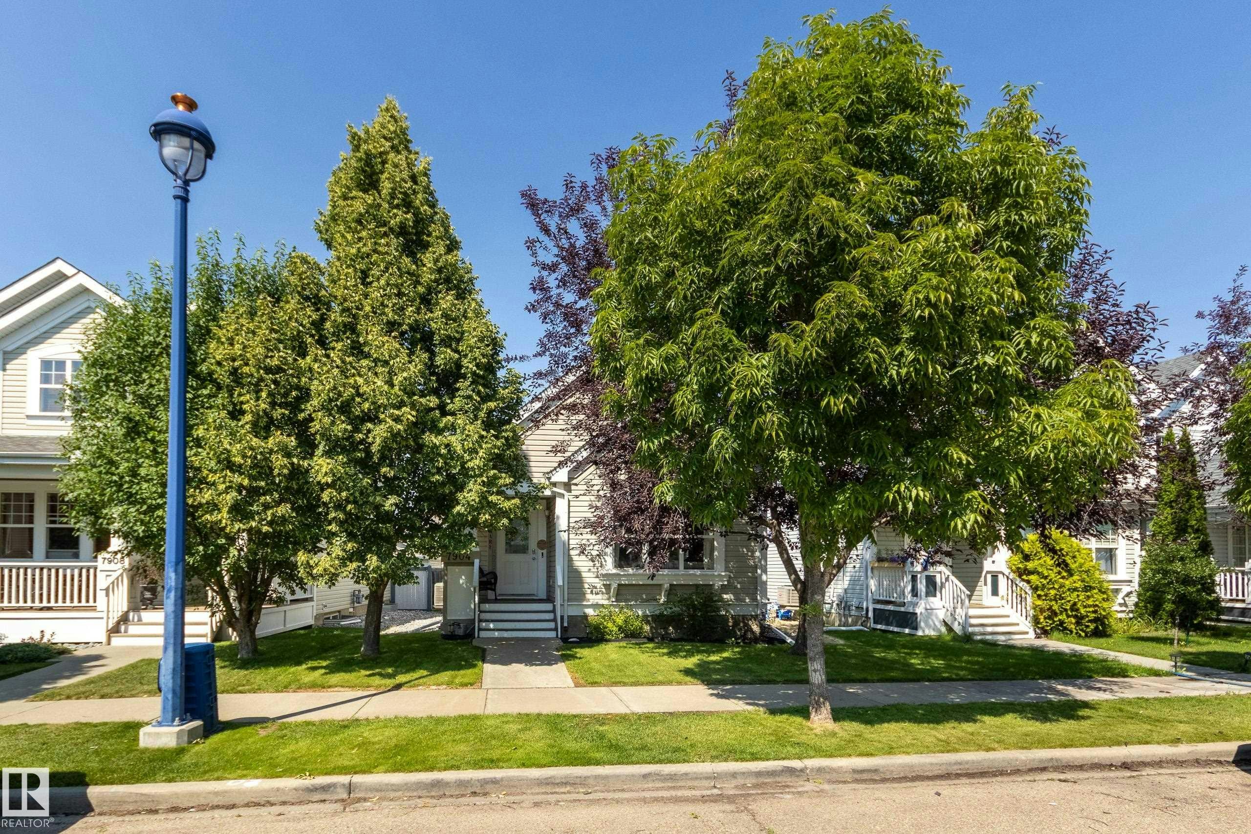 7904 13 Avenue, Edmonton, AB, T6X 1H2