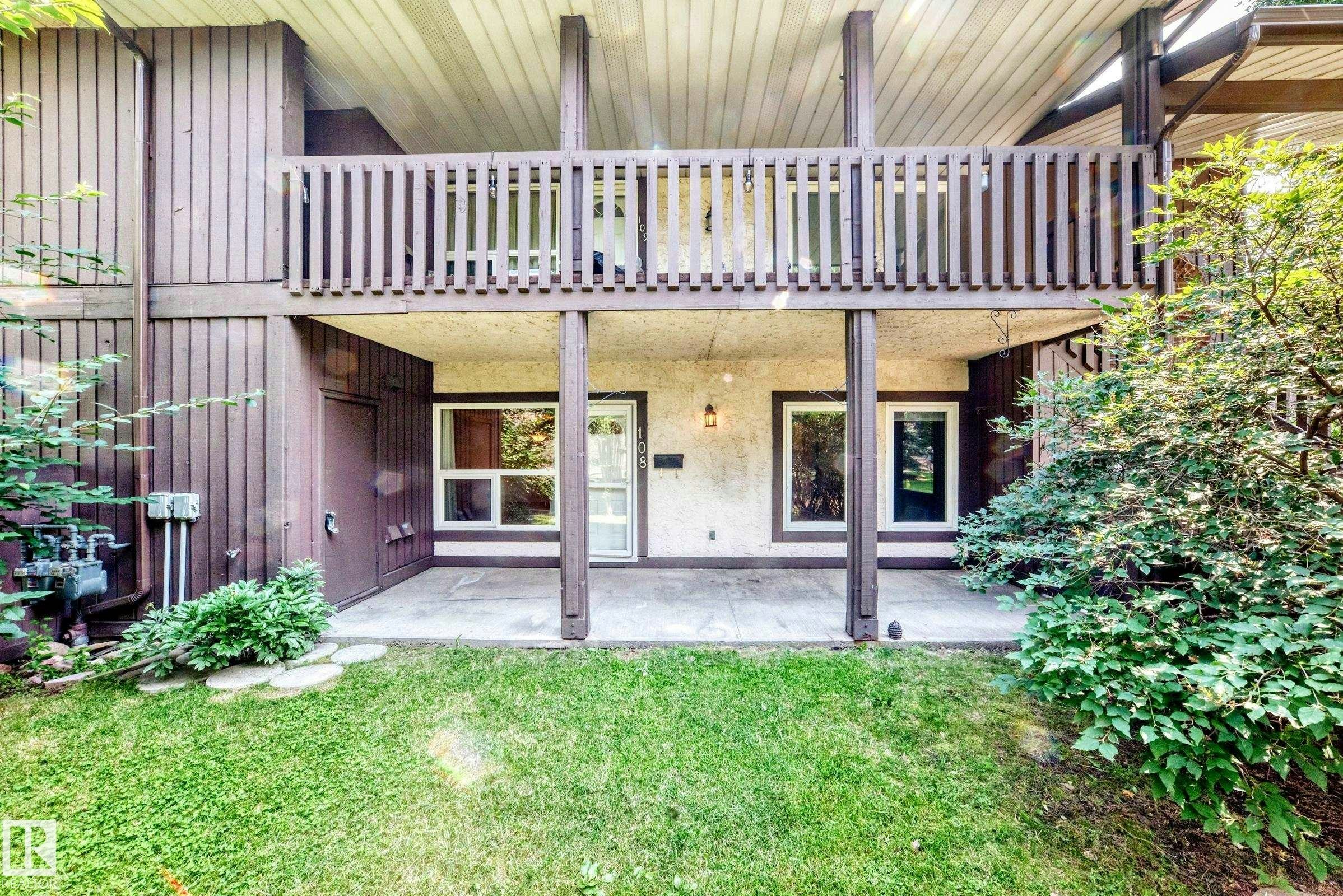 108 Surrey Gardens Gardens, Edmonton, AB, T5T 1Z3