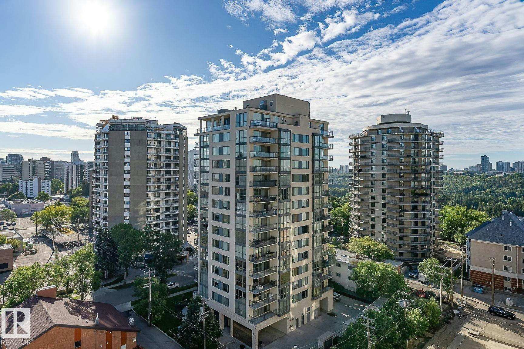 203-10046 117 Street, Edmonton, AB, T5K 1X2