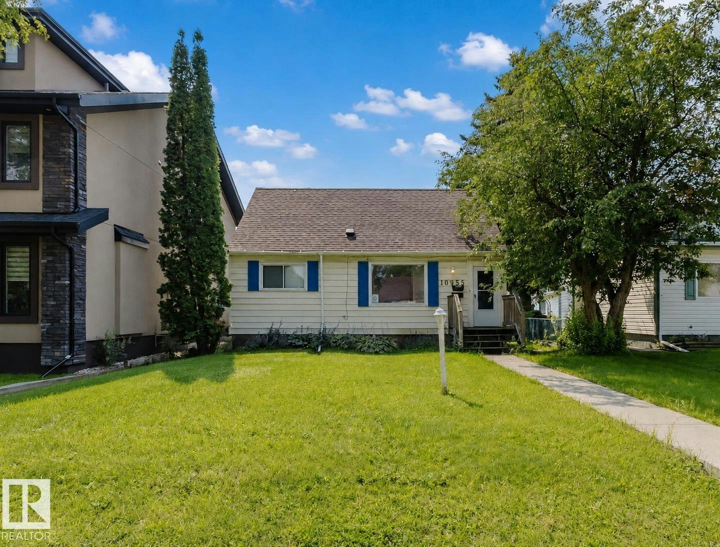 10955 72 Avenue, Edmonton, AB, T6G 0B1
