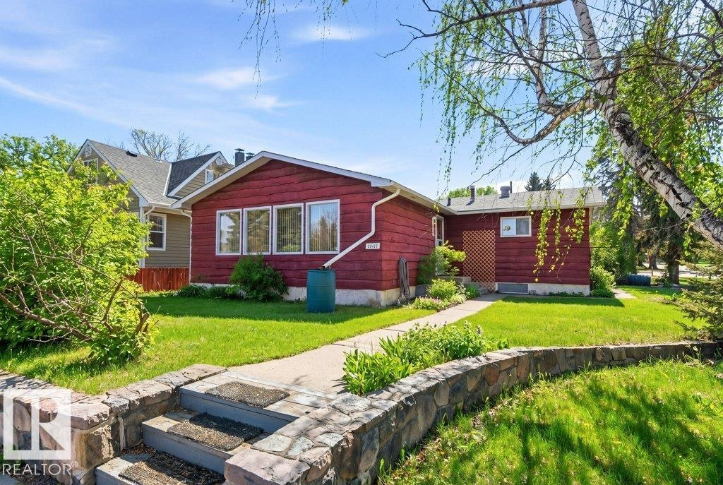 10459 66 Avenue, Edmonton, AB, T6H 1X2