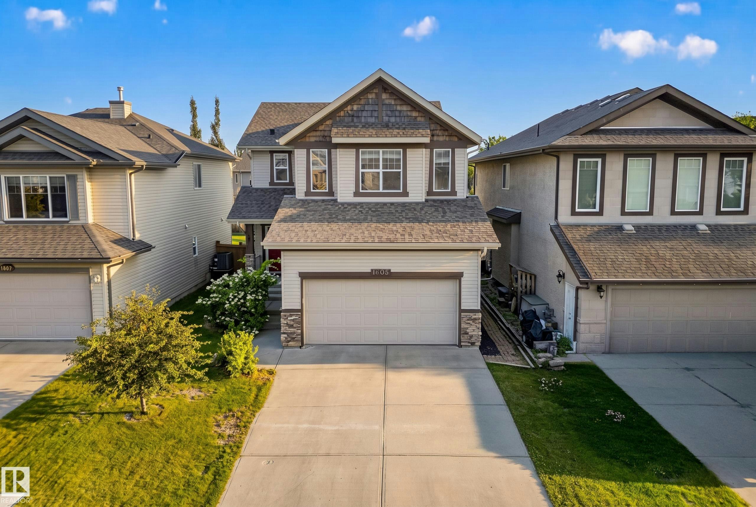 1605 Hodgson Court, Edmonton, AB, T6R 3R5