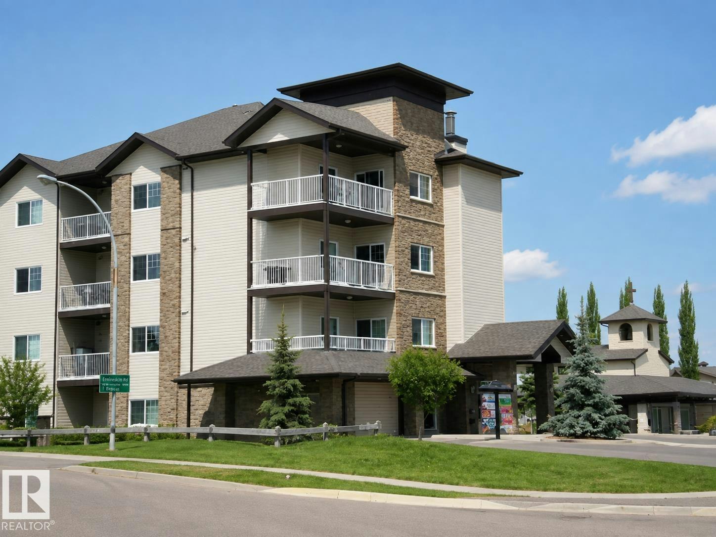 202-16715 100 Avenue, Edmonton, AB, T5P 4Z5