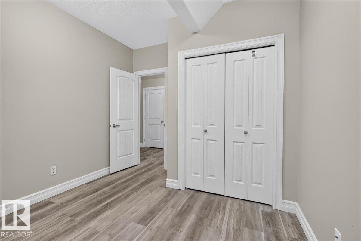 2836 34a Avenue, Edmonton, AB, T6T 1Y8 - 54