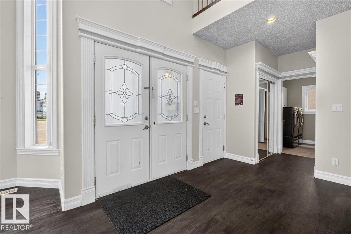 2836 34a Avenue, Edmonton, AB, T6T 1Y8 - 6