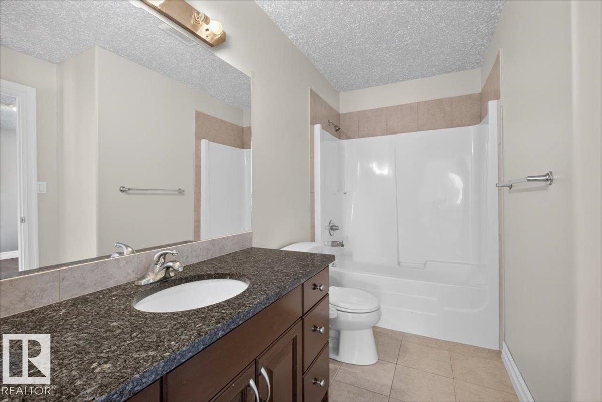 2836 34a Avenue, Edmonton, AB, T6T 1Y8 - 31