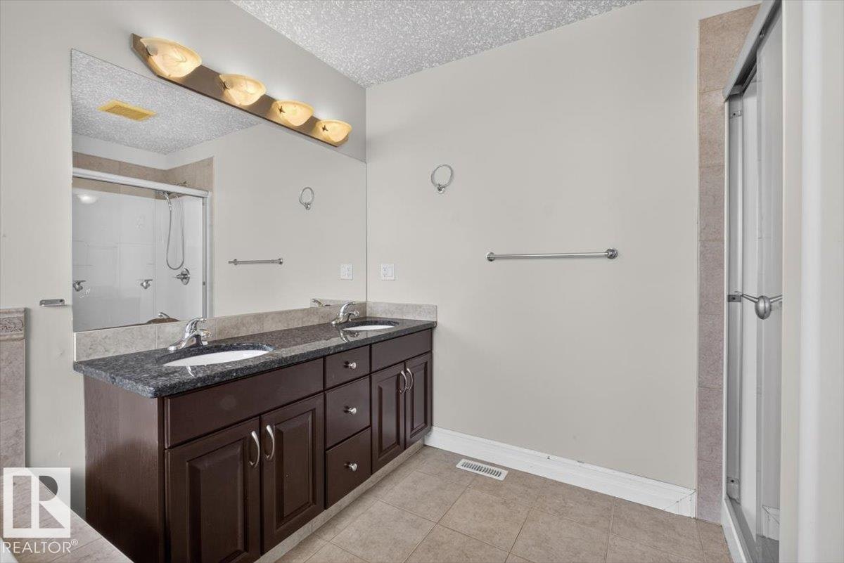 2836 34a Avenue, Edmonton, AB, T6T 1Y8 - 39