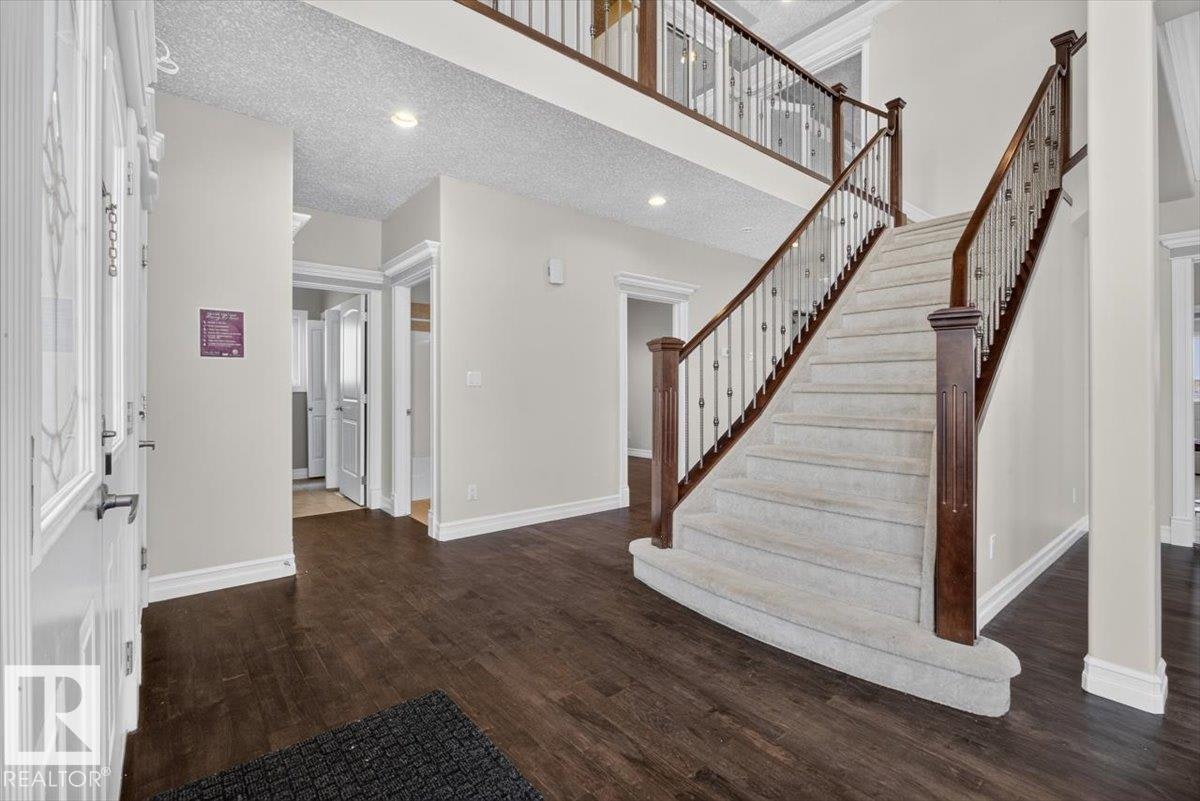 2836 34a Avenue, Edmonton, AB, T6T 1Y8 - 25