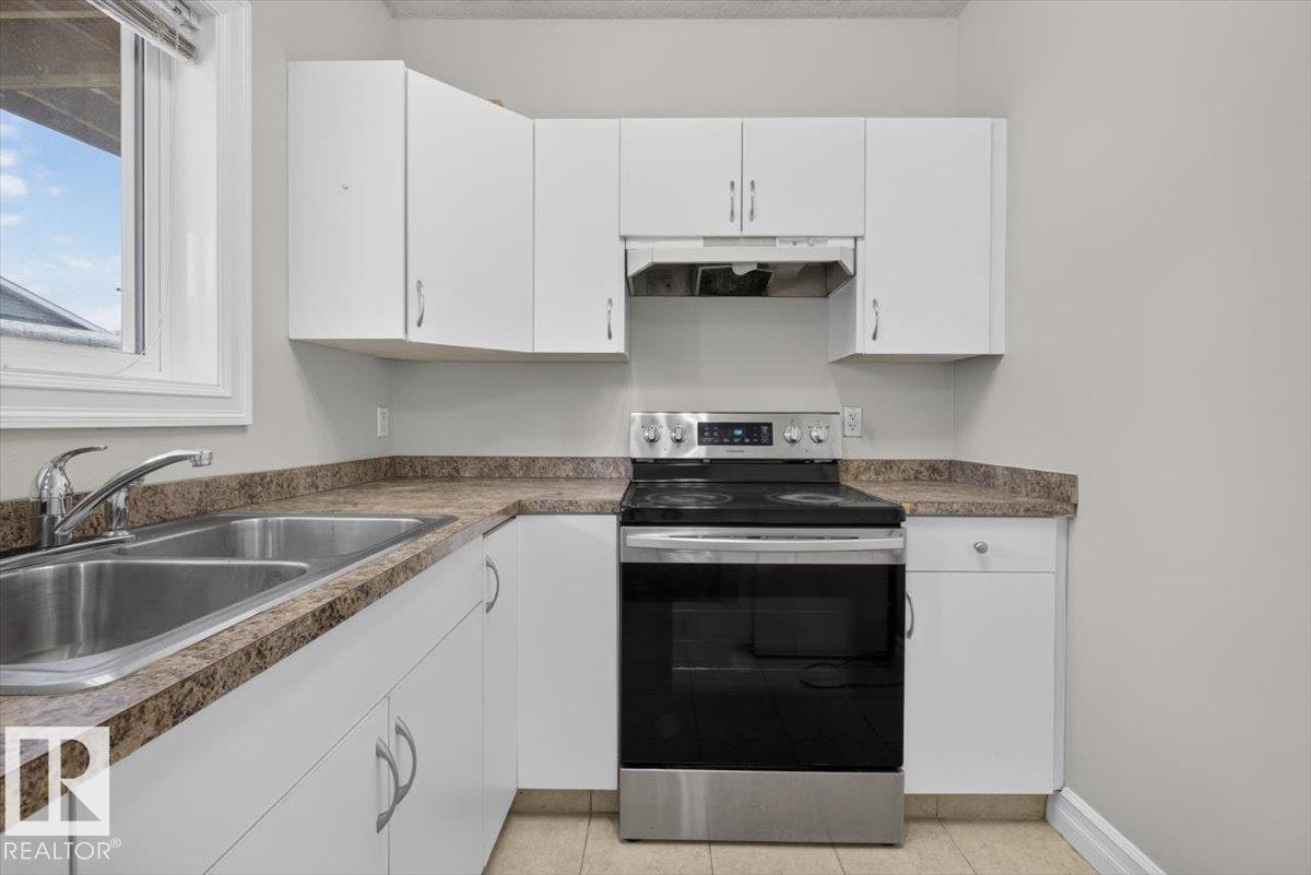 2836 34a Avenue, Edmonton, AB, T6T 1Y8 - 50