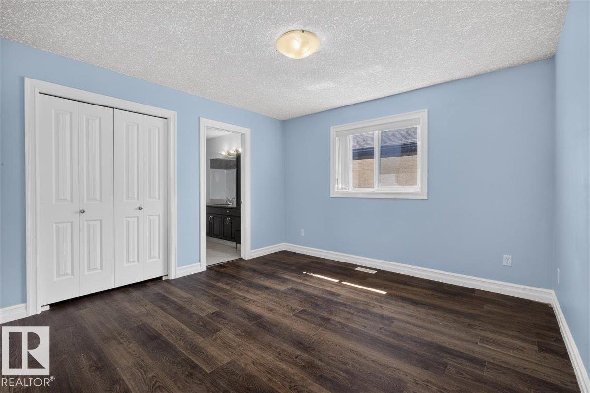 2836 34a Avenue, Edmonton, AB, T6T 1Y8 - 32