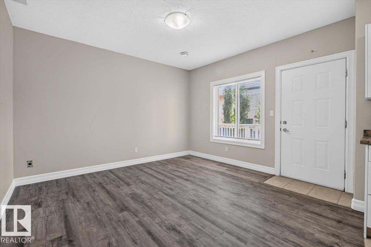 2836 34a Avenue, Edmonton, AB, T6T 1Y8 - 47