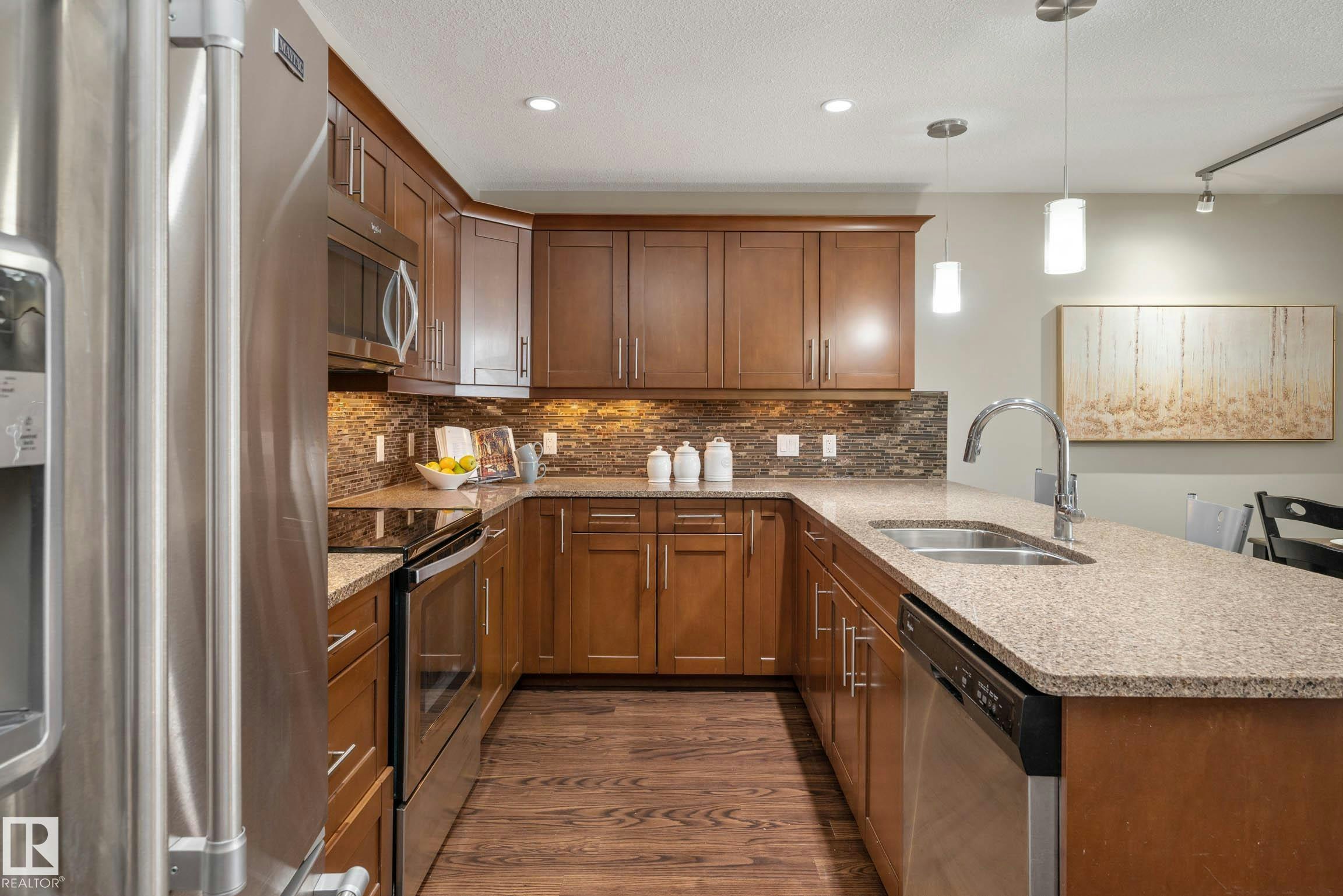 119-1031 173 Street, Edmonton, AB, T6W 3E4 - 3