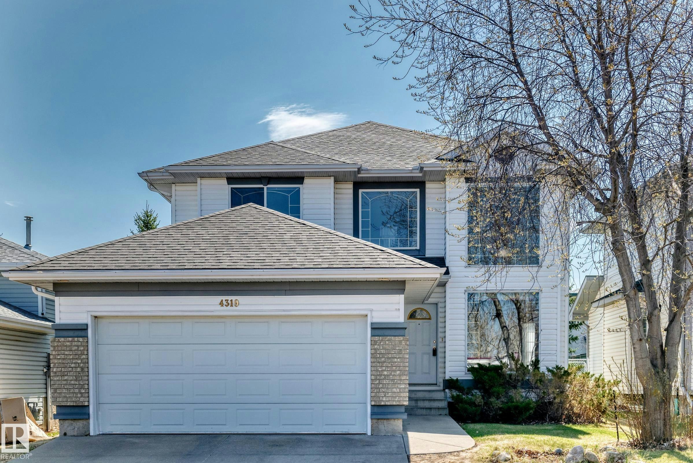 4319 39 Avenue, Edmonton, AB, T6L 7B6