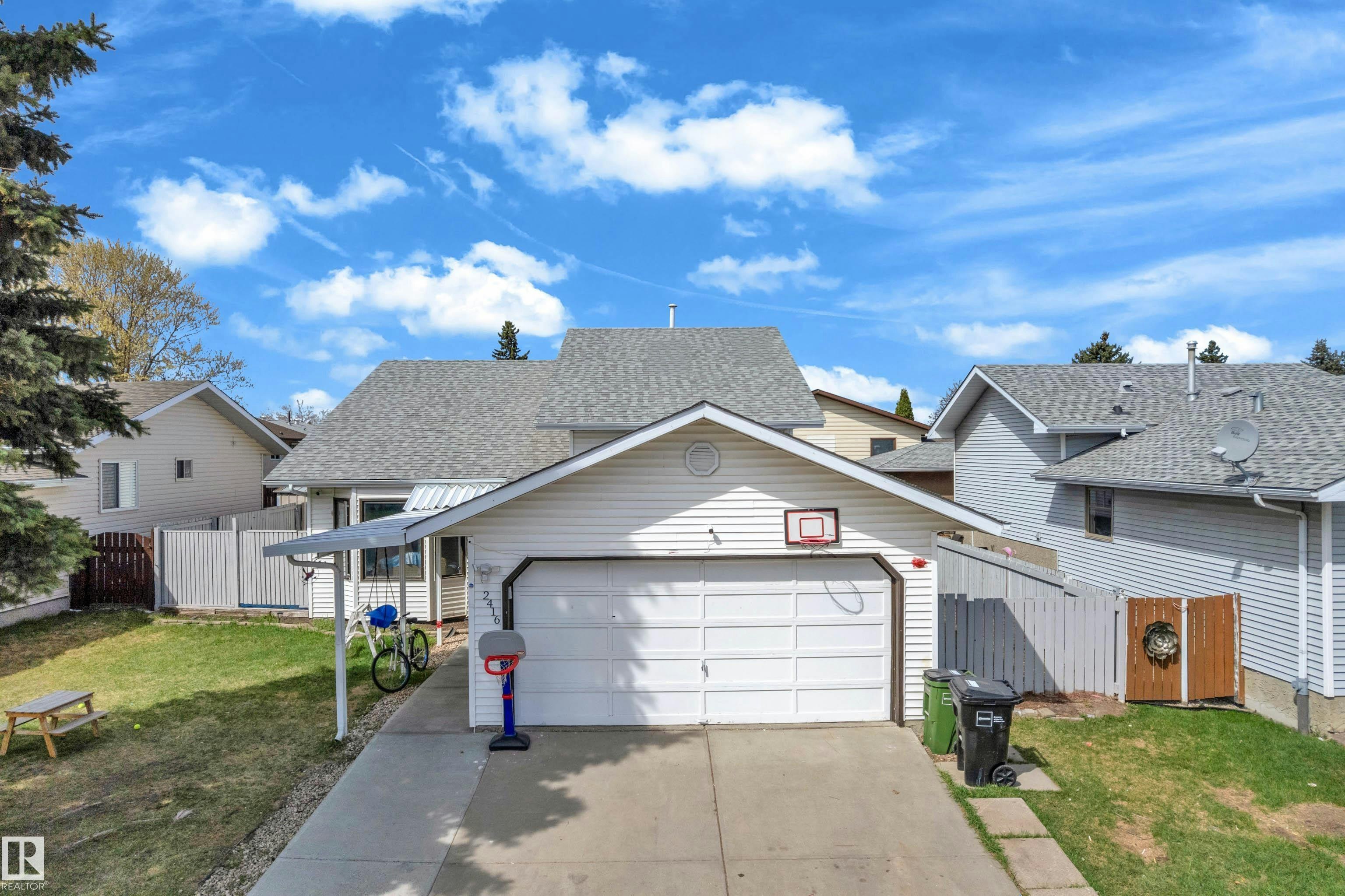 2416 35 Street, Edmonton, AB, T6L 4M3
