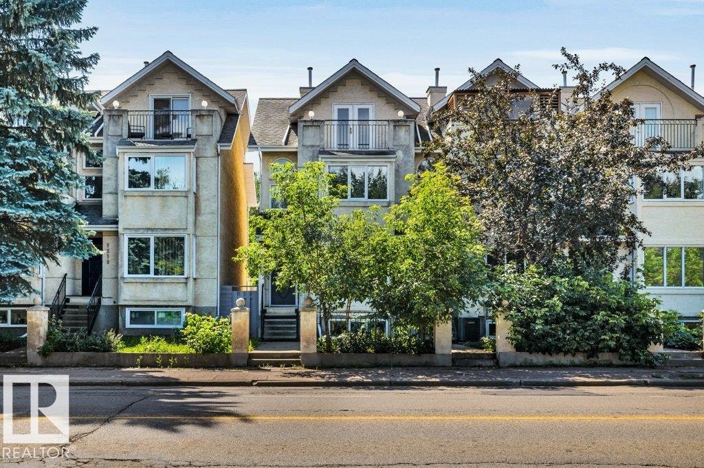 9321 98 Avenue, Edmonton, AB, T6C 2C6