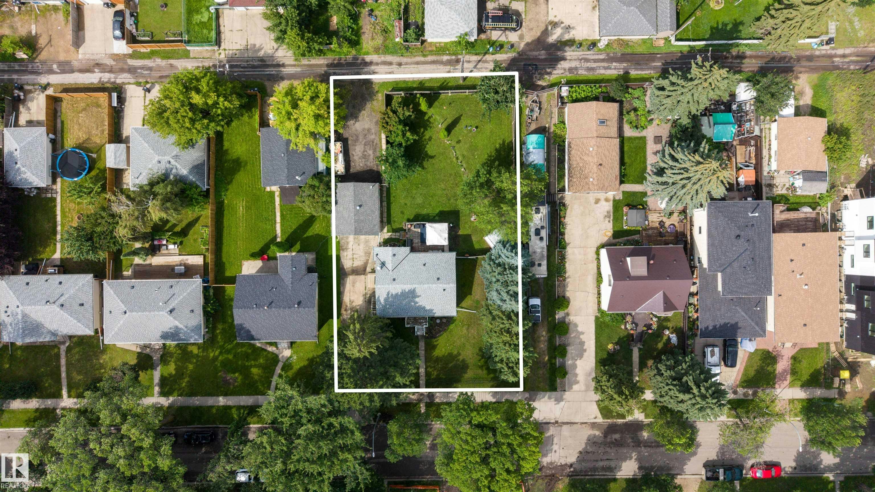 12348 128 Street, Edmonton, AB, T5L 1C7