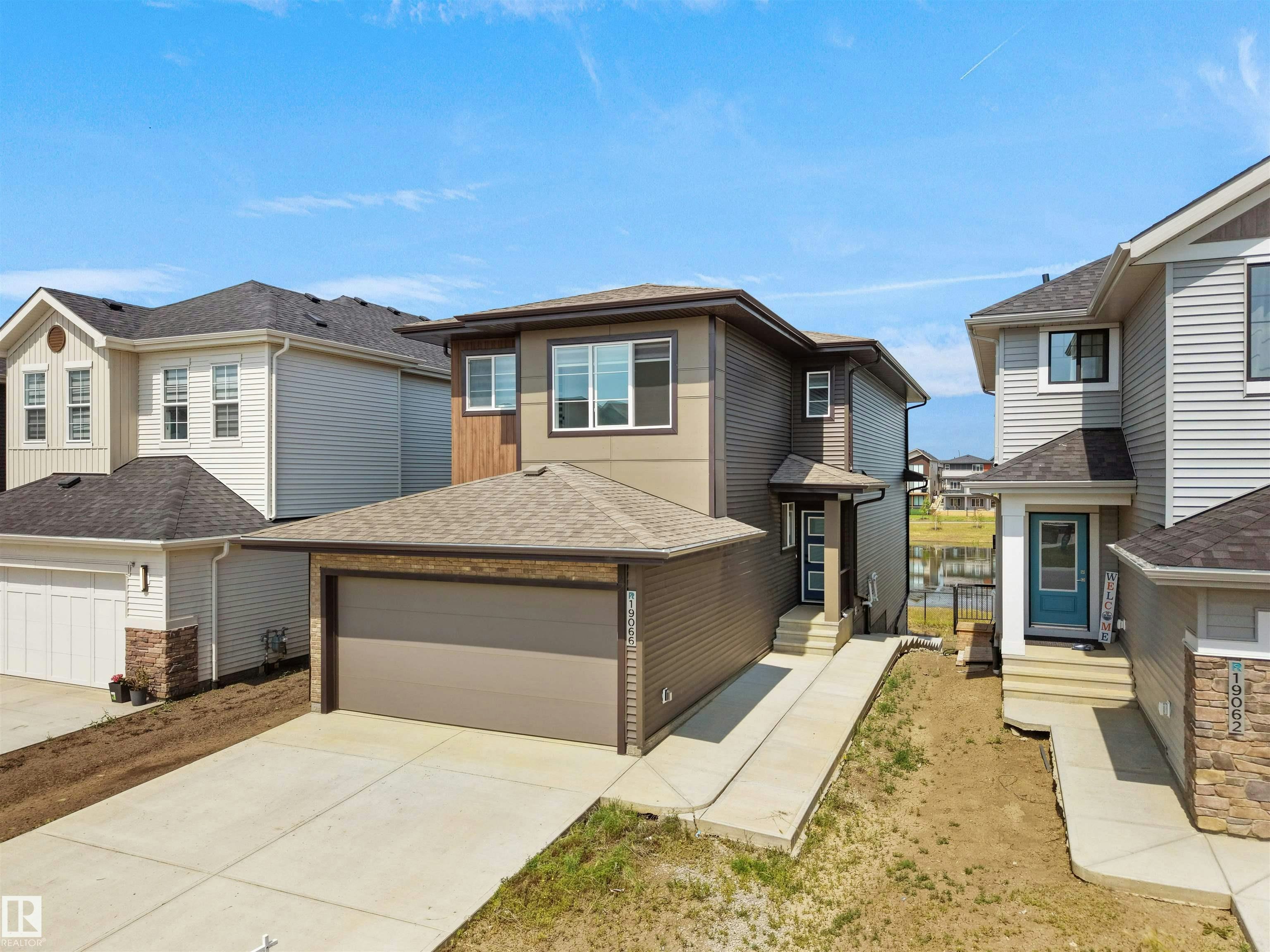 19066 20a Avenue, Edmonton, AB, T6M 3A8