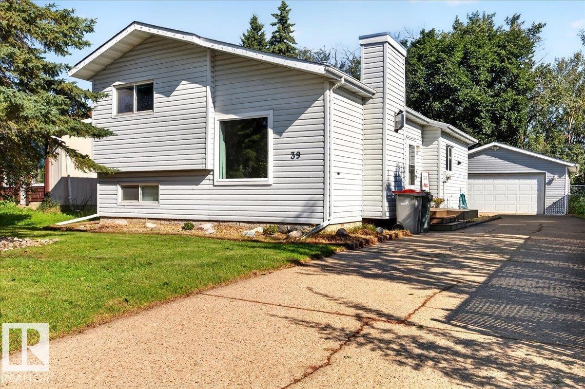 39 Mcnabb Crescent, Stony Plain, AB, T7Z 1G8