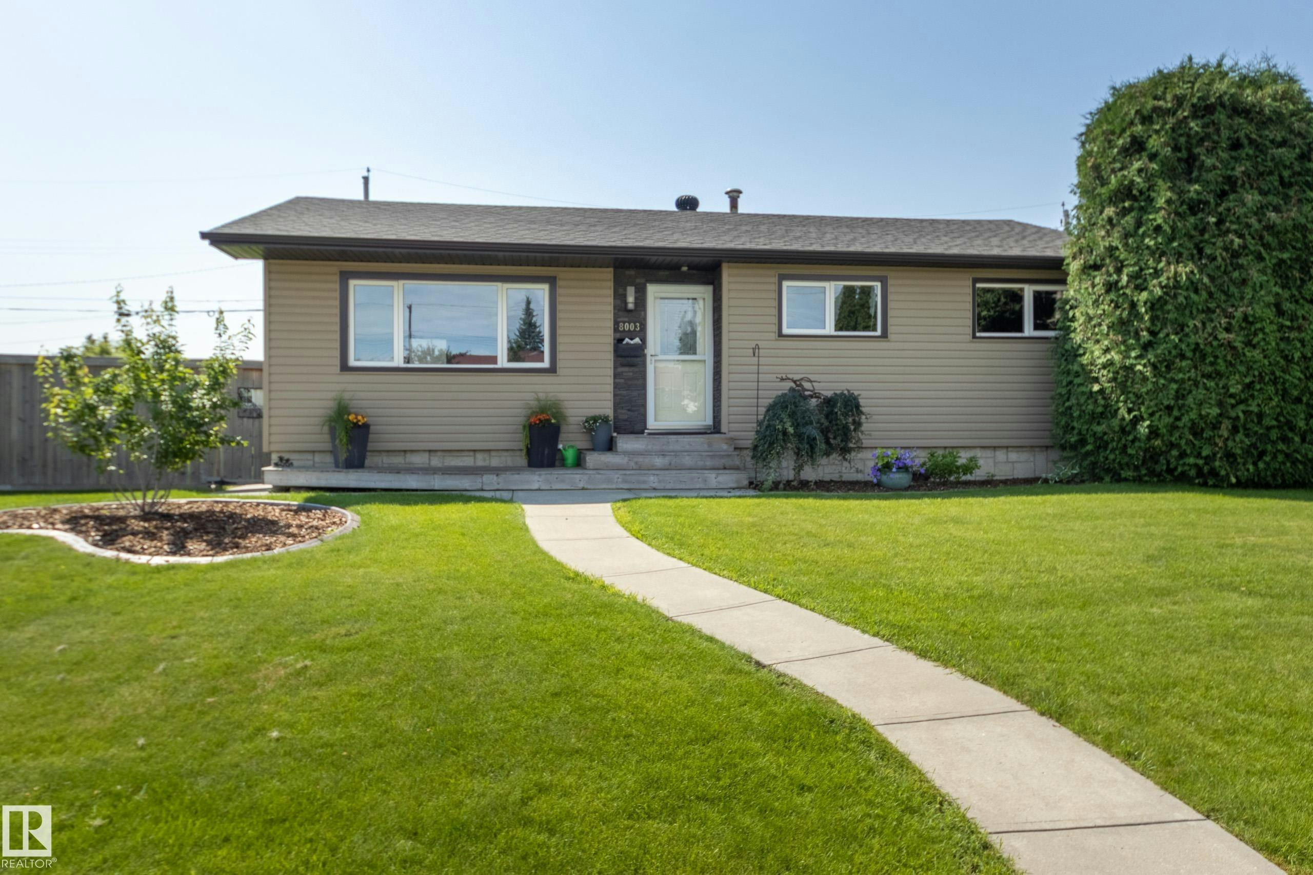 8003 136 Avenue, Edmonton, AB, T5C 2K8