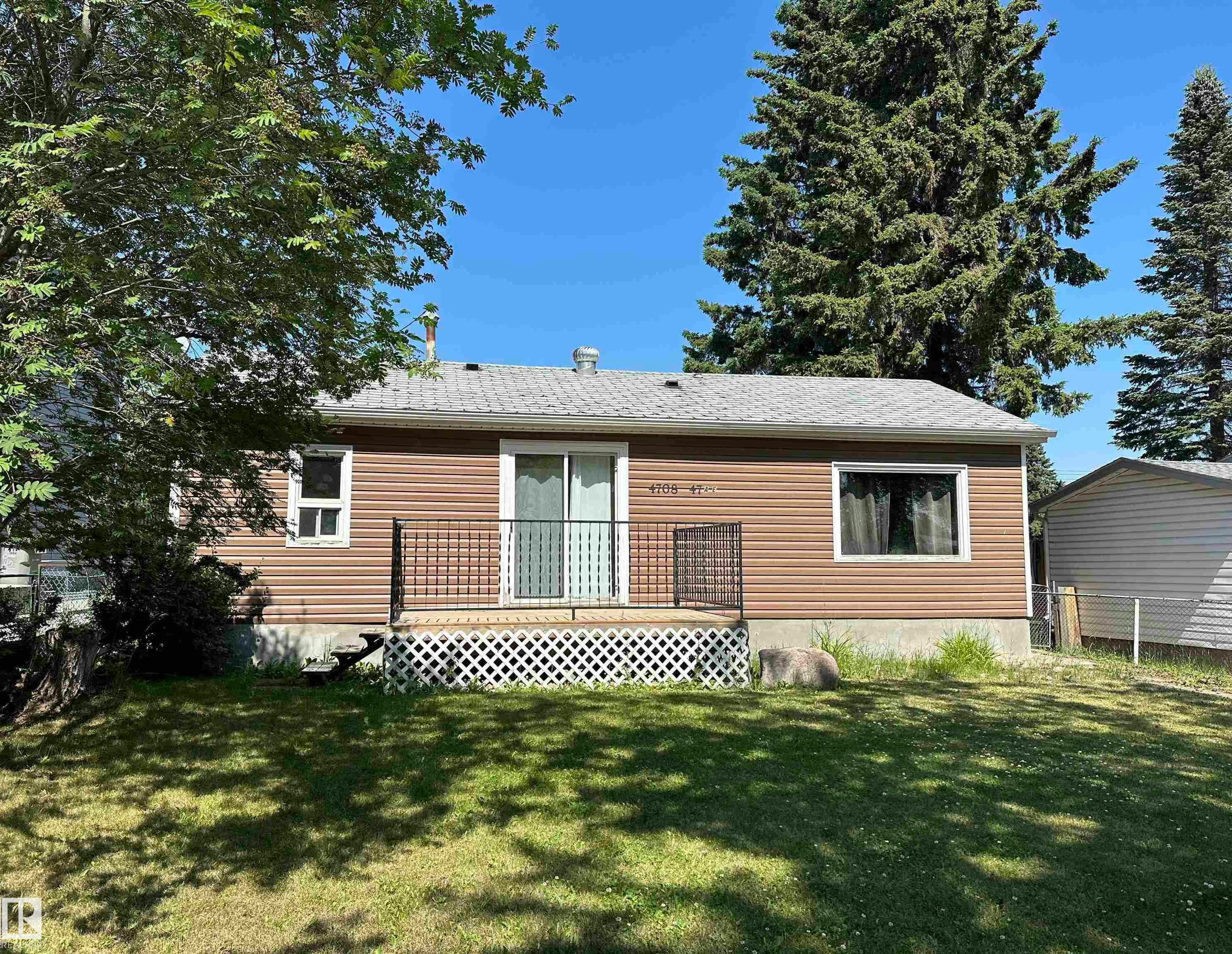 4708 47 Avenue, Drayton Valley, AB, T7A 1H7