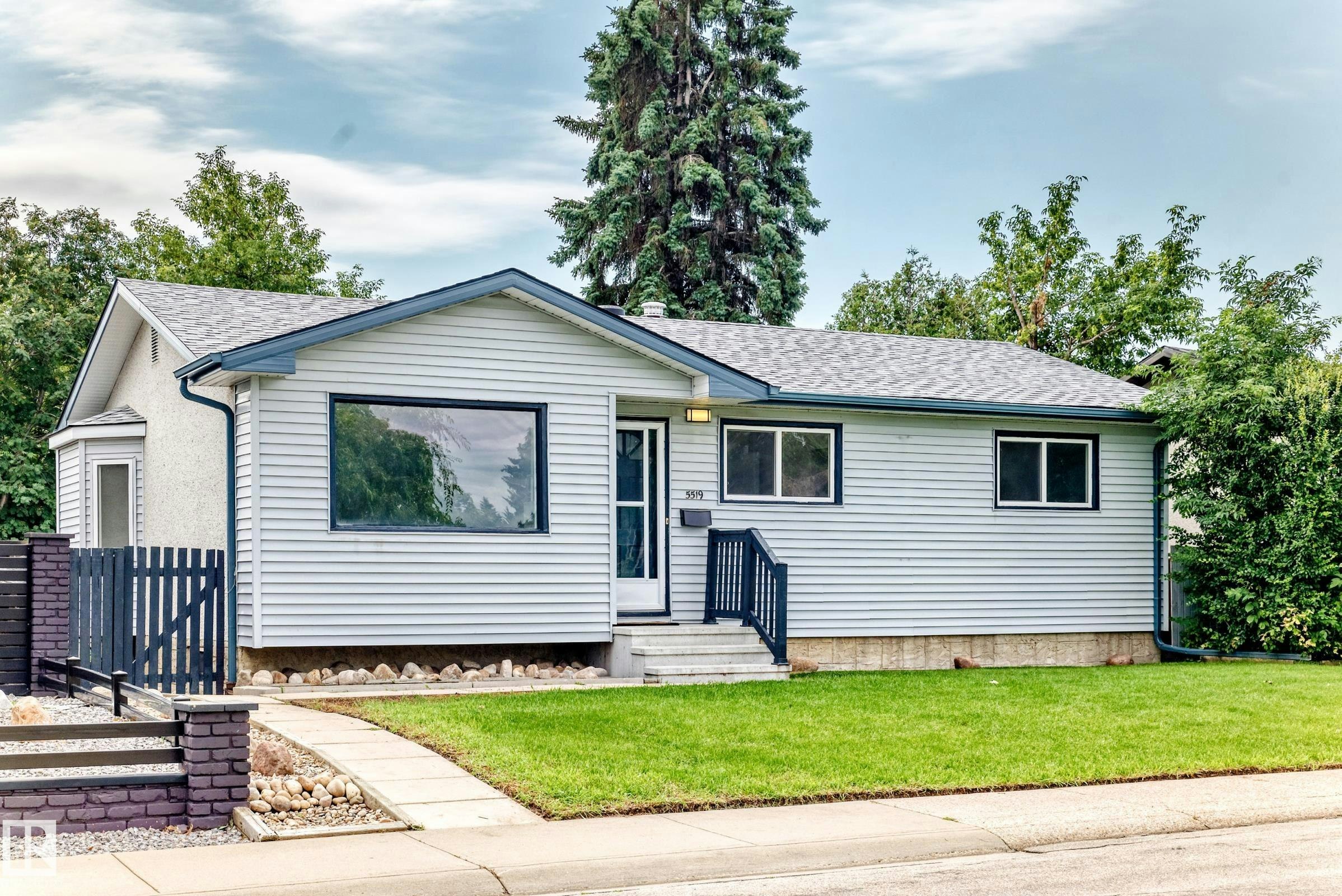 5519 142 Avenue NW, Edmonton, AB, T5A 1J1