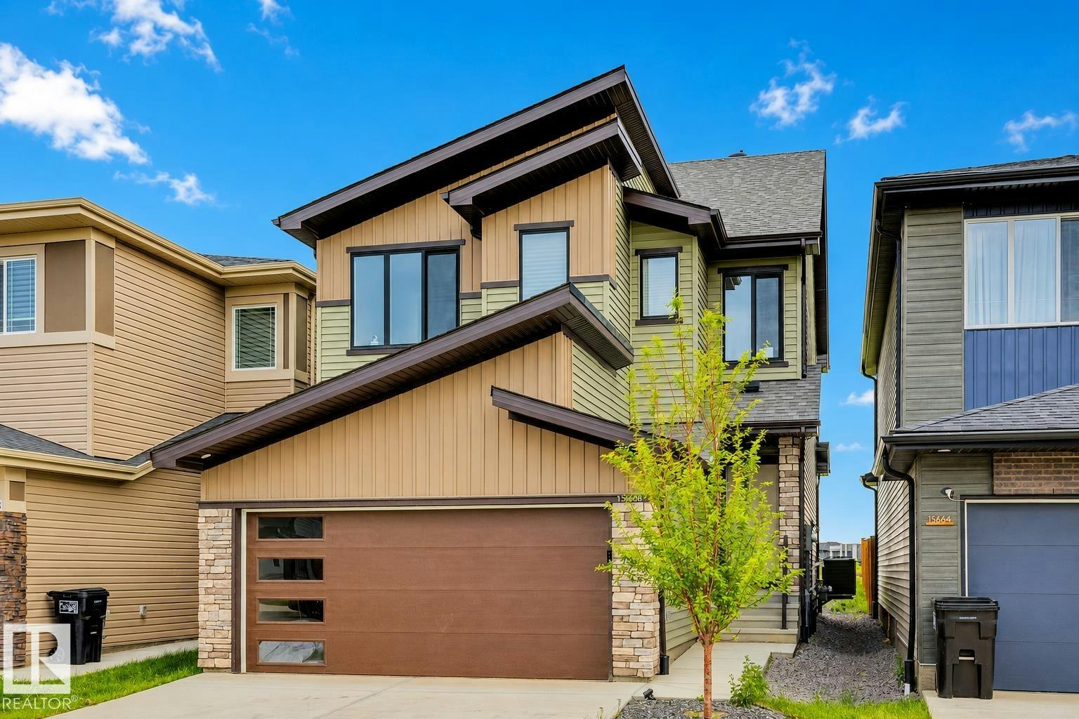 15666 18 Avenue SW, Edmonton, AB, T6W 5C2