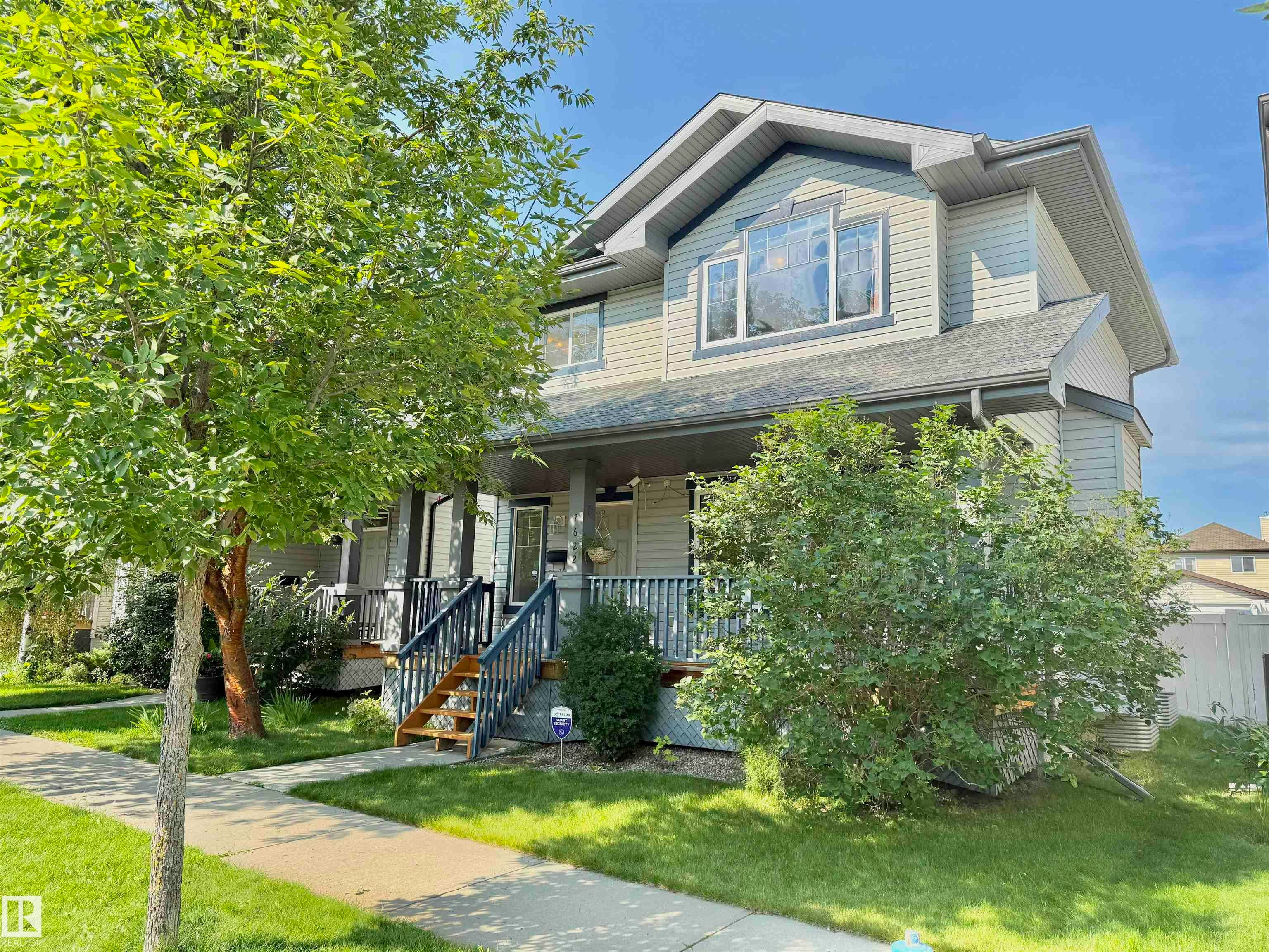 7622 Schmid Crescent, Edmonton, AB, T6R 0K8