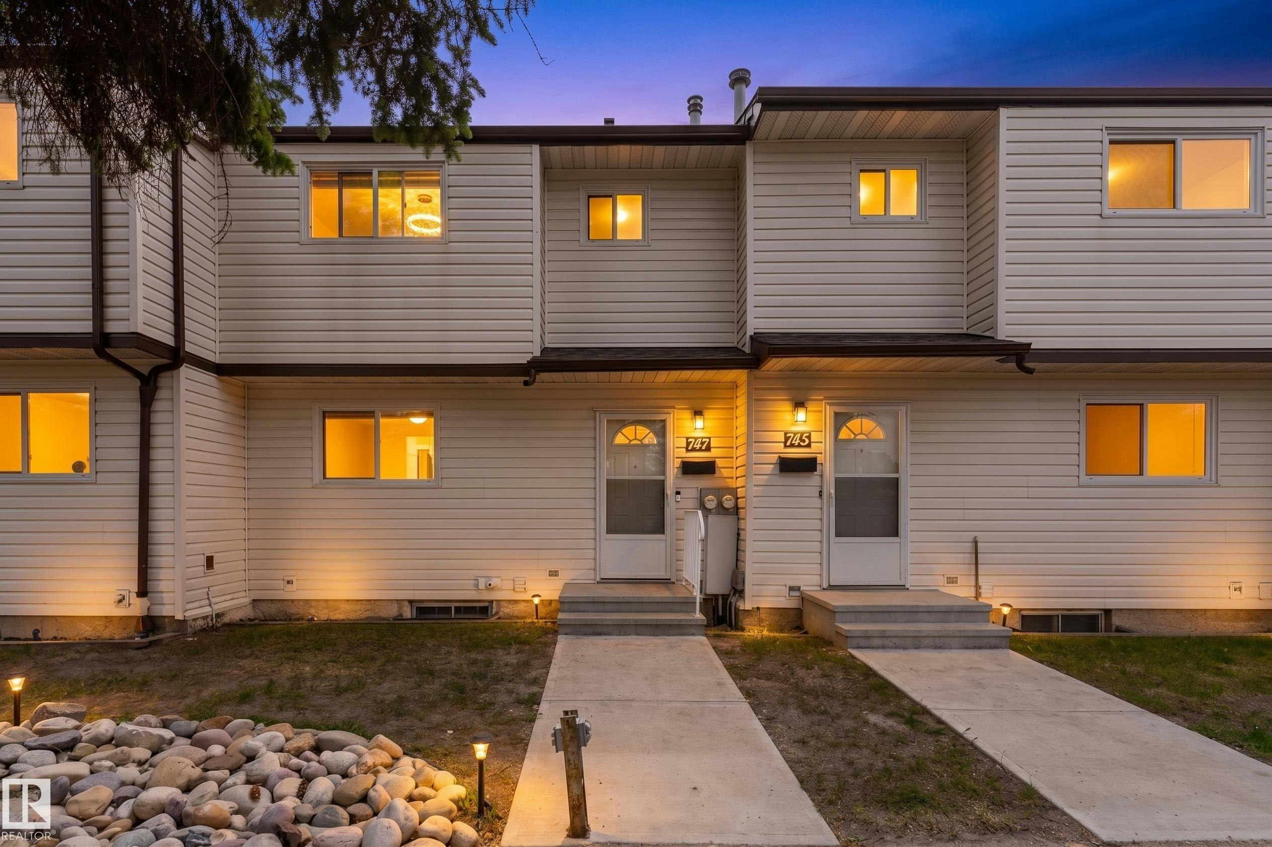 747 Clareview Road, Edmonton, AB, T5A 3S6