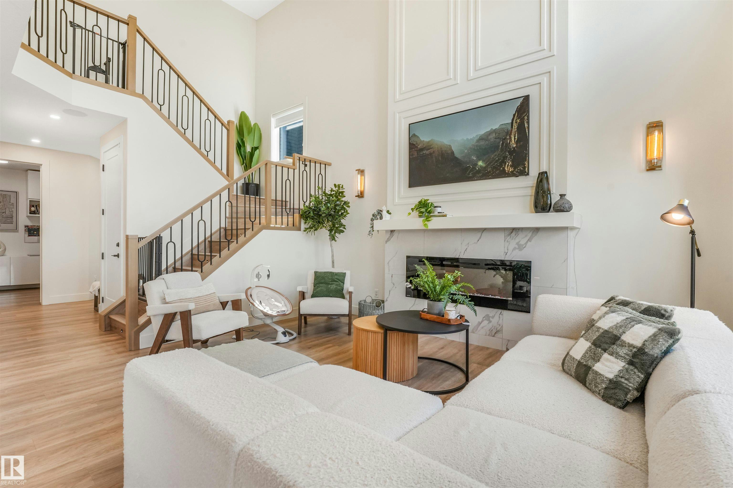 108 Edgefield Way, St. Albert, AB, T8N 8A7