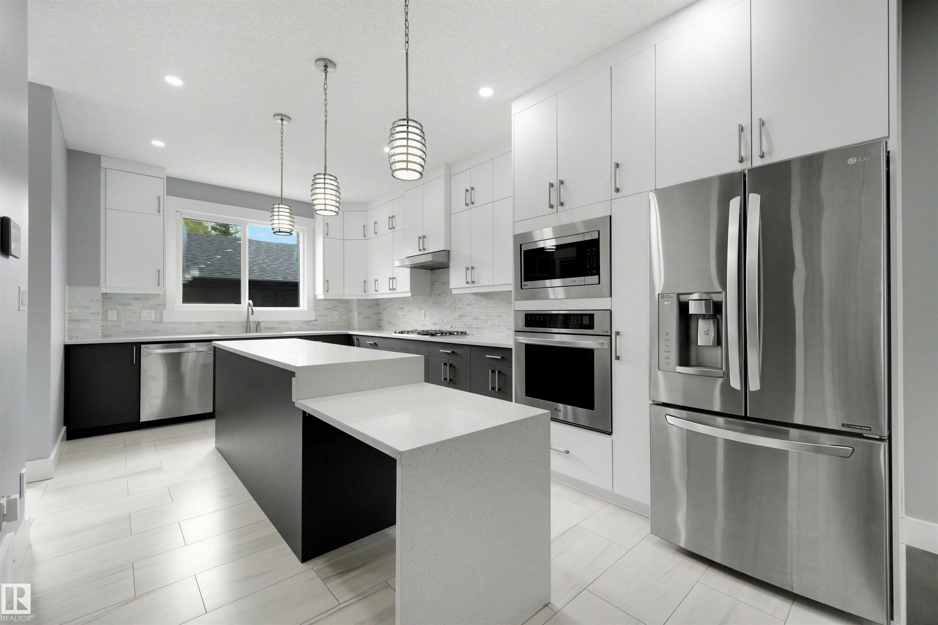 9013 90 Street - 5