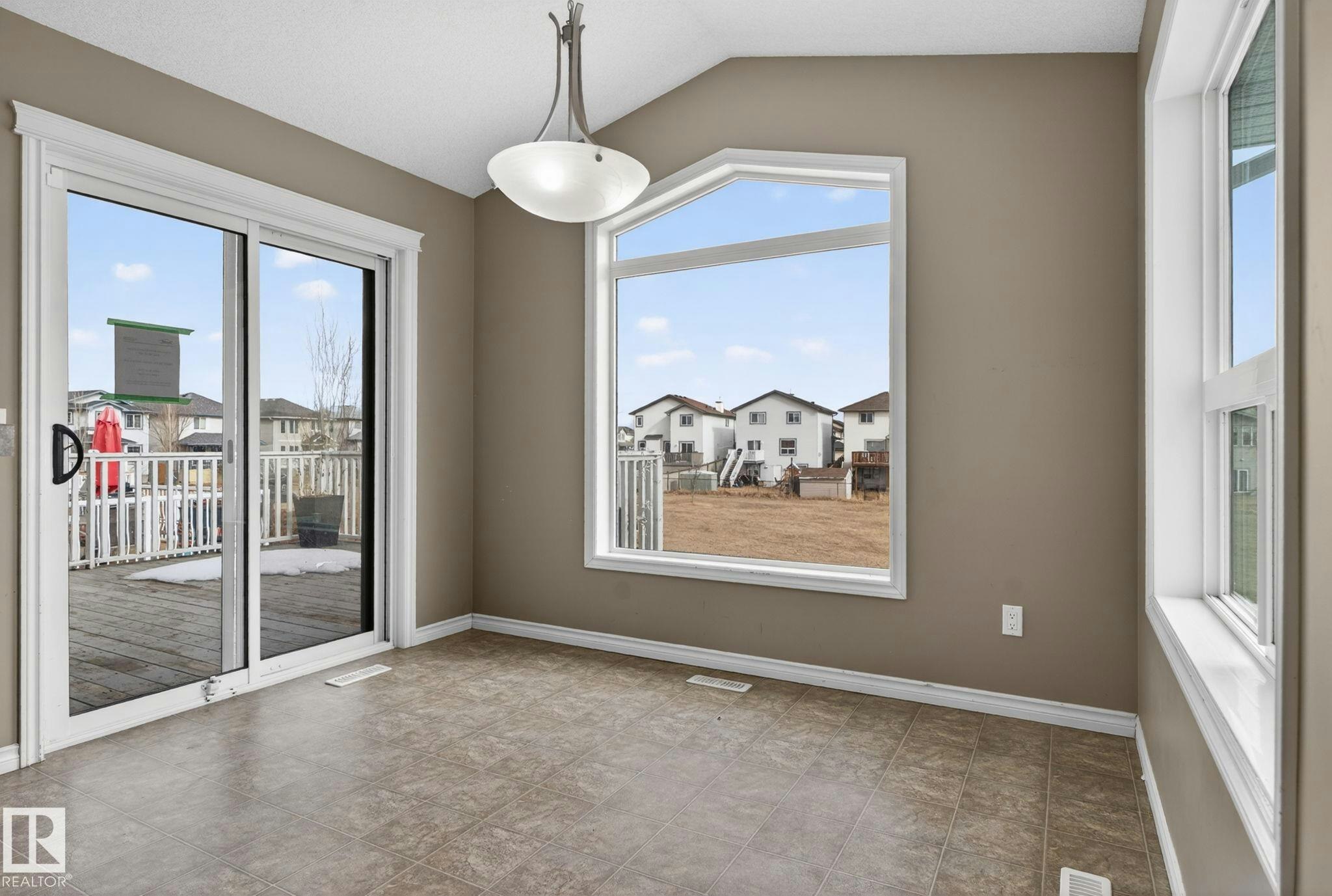 96 Dalquist Bay, Leduc, AB, T9E 0J7 - 7