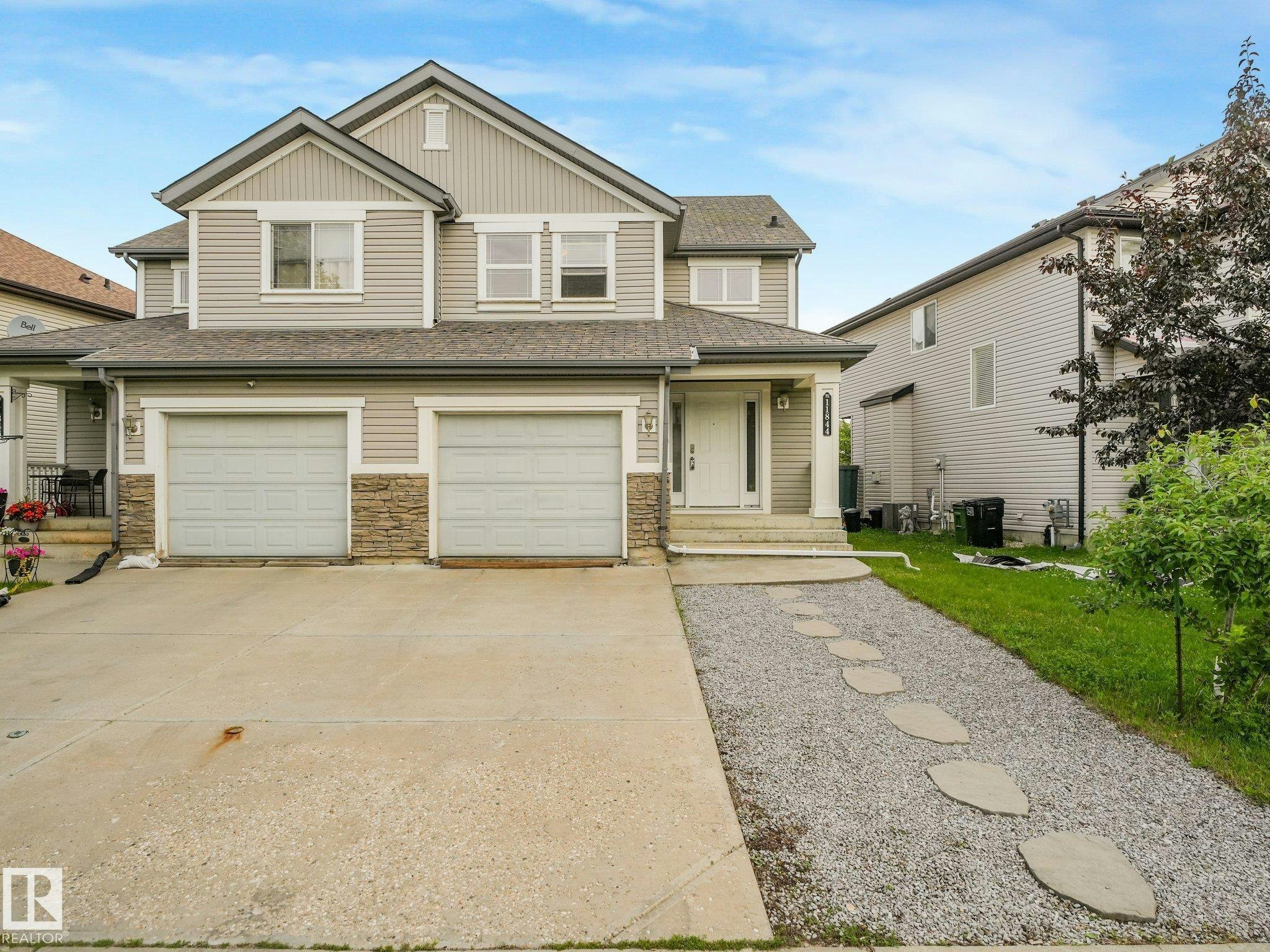 11844 21 Avenue, Edmonton, AB, T6W 0C9