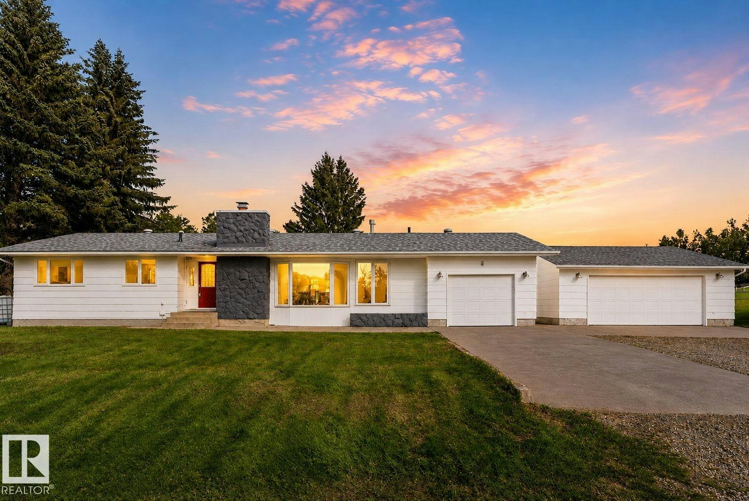 25-52561 Rge Road 214, Rural Strathcona County, AB, T8E 2H4