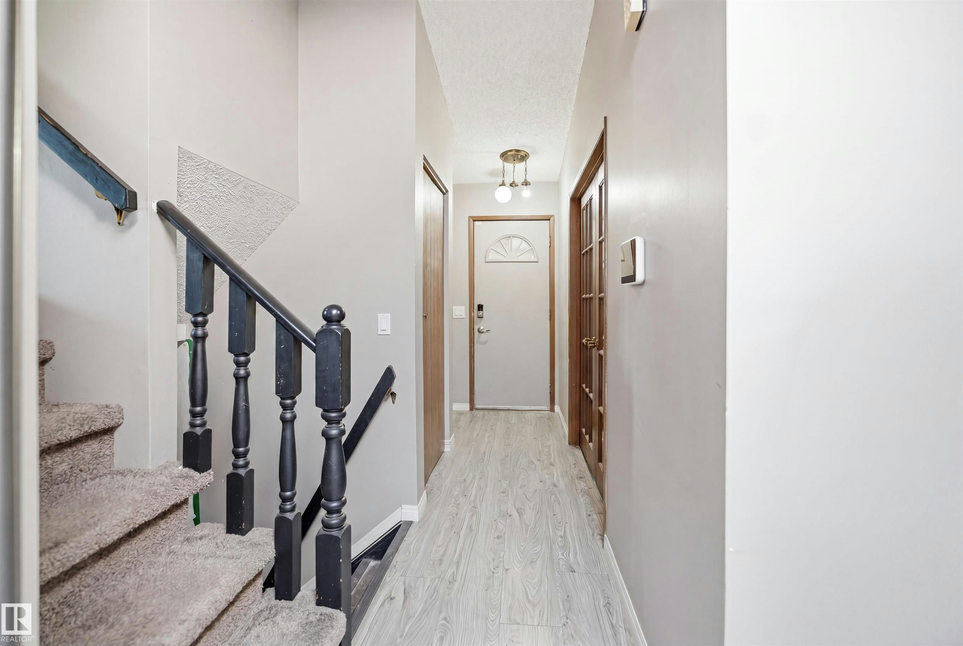 2107 40 Street - 4