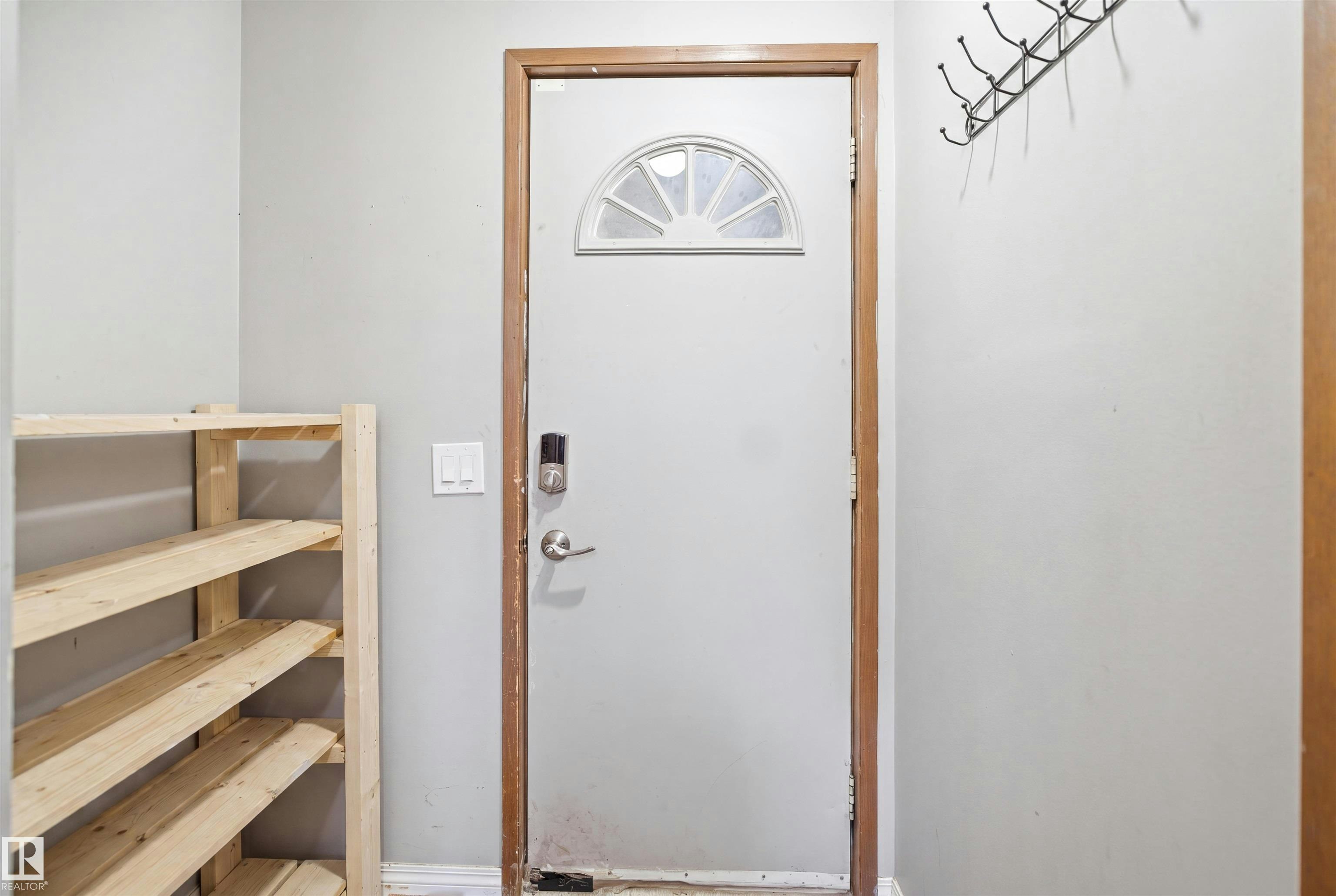 2107 40 Street - 3