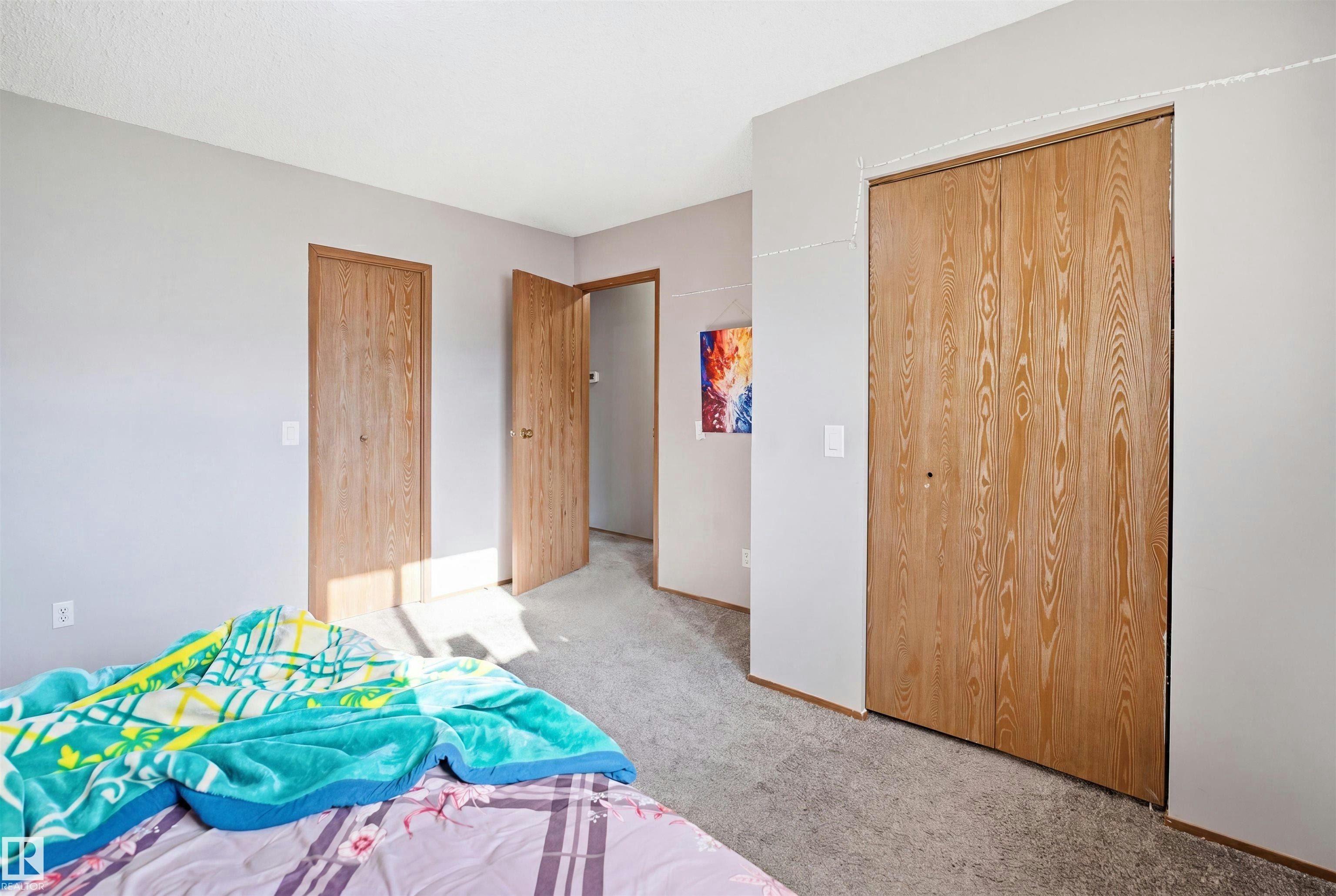 2107 40 Street, Edmonton, AB, T6L 4E9 - 20