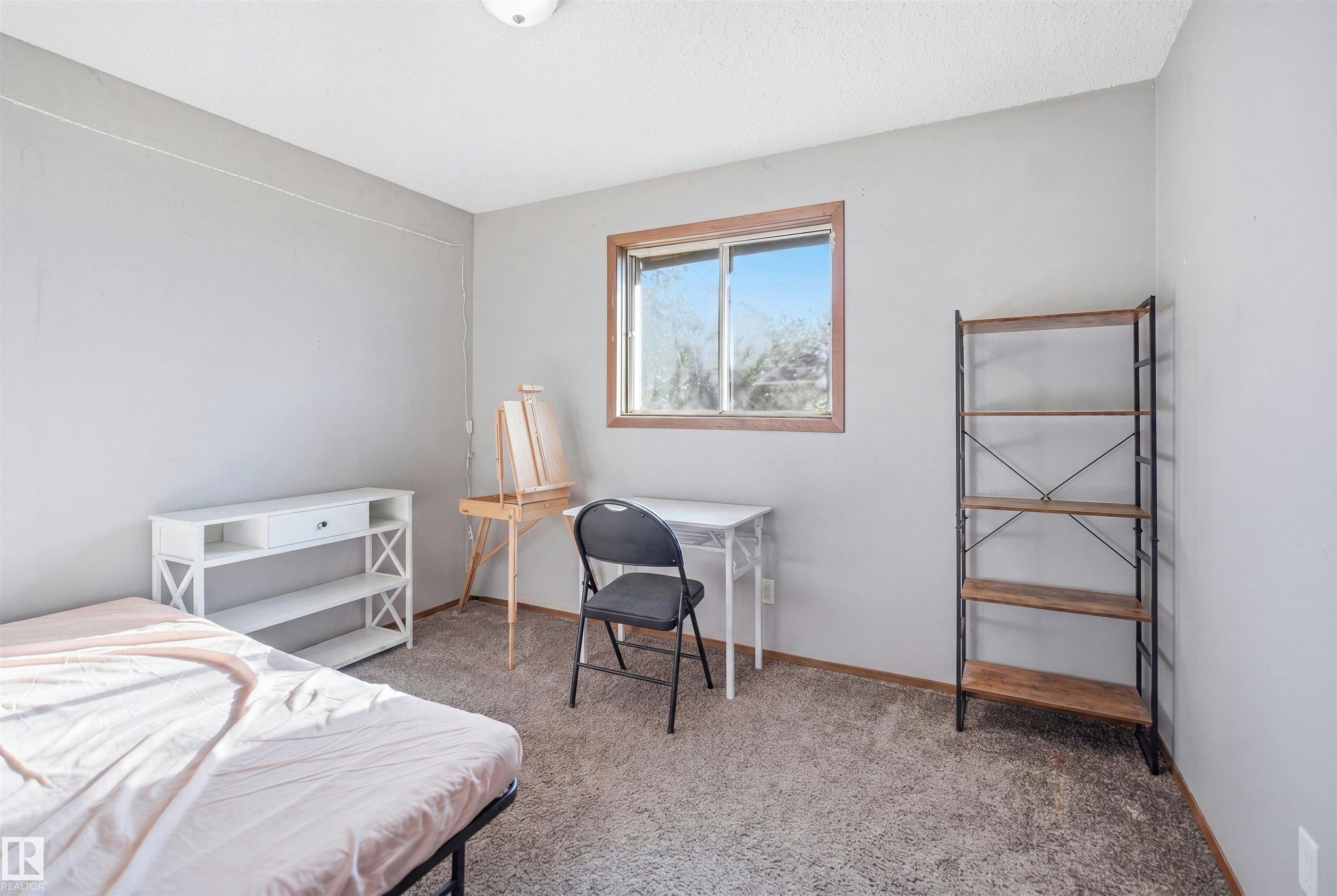 2107 40 Street, Edmonton, AB, T6L 4E9 - 12
