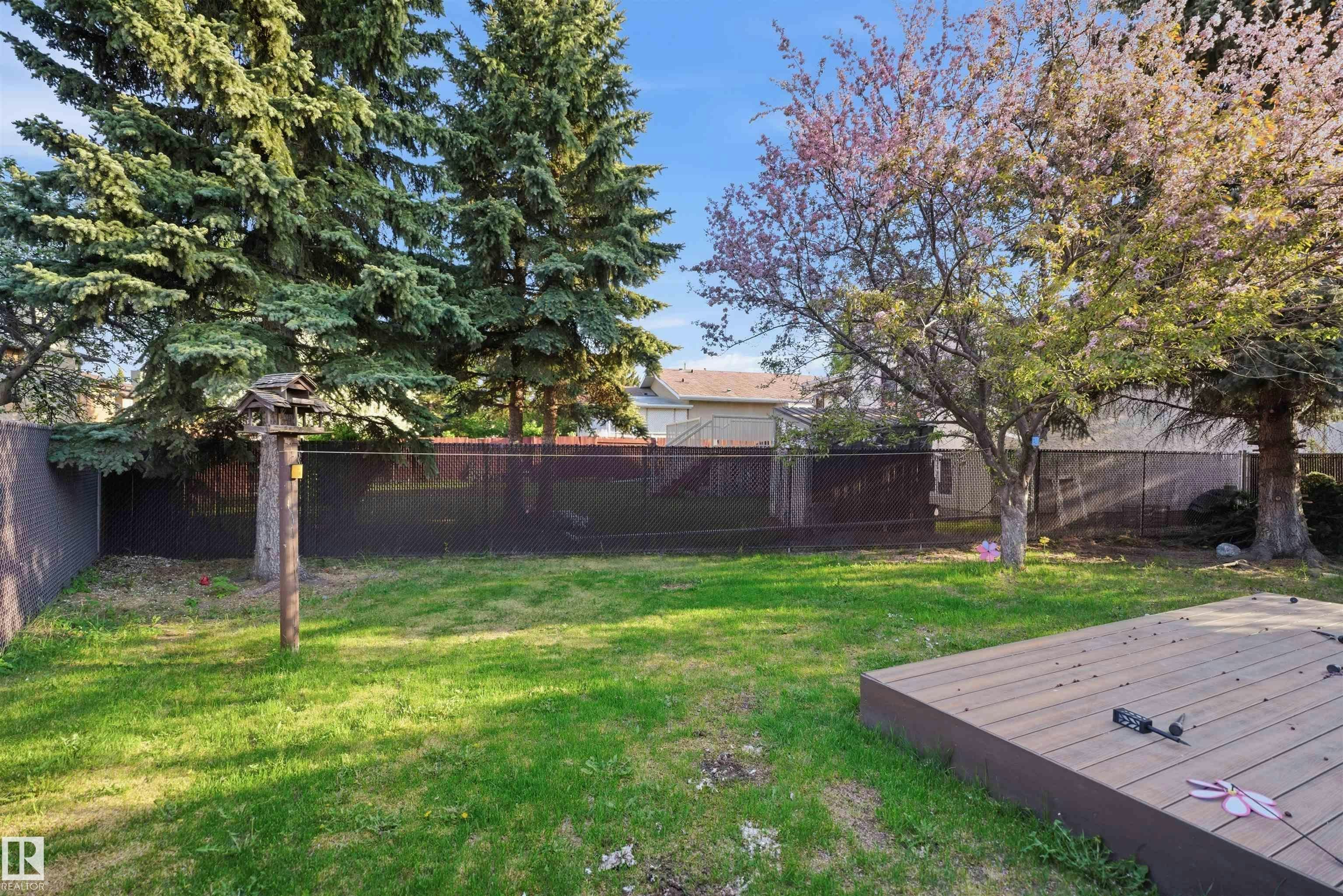 2107 40 Street, Edmonton, AB, T6L 4E9 - 38